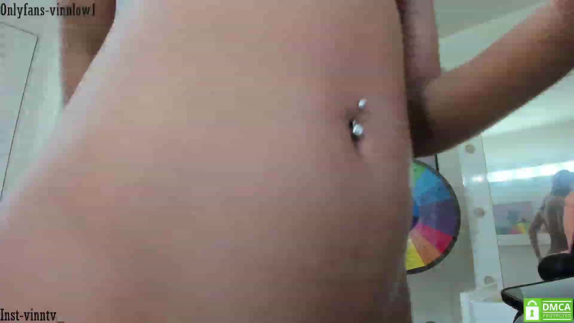 Gallery image thumbnail from Vinnlow's myfreecams stream on, 01/01/2023, 22:50 image 15 of 20