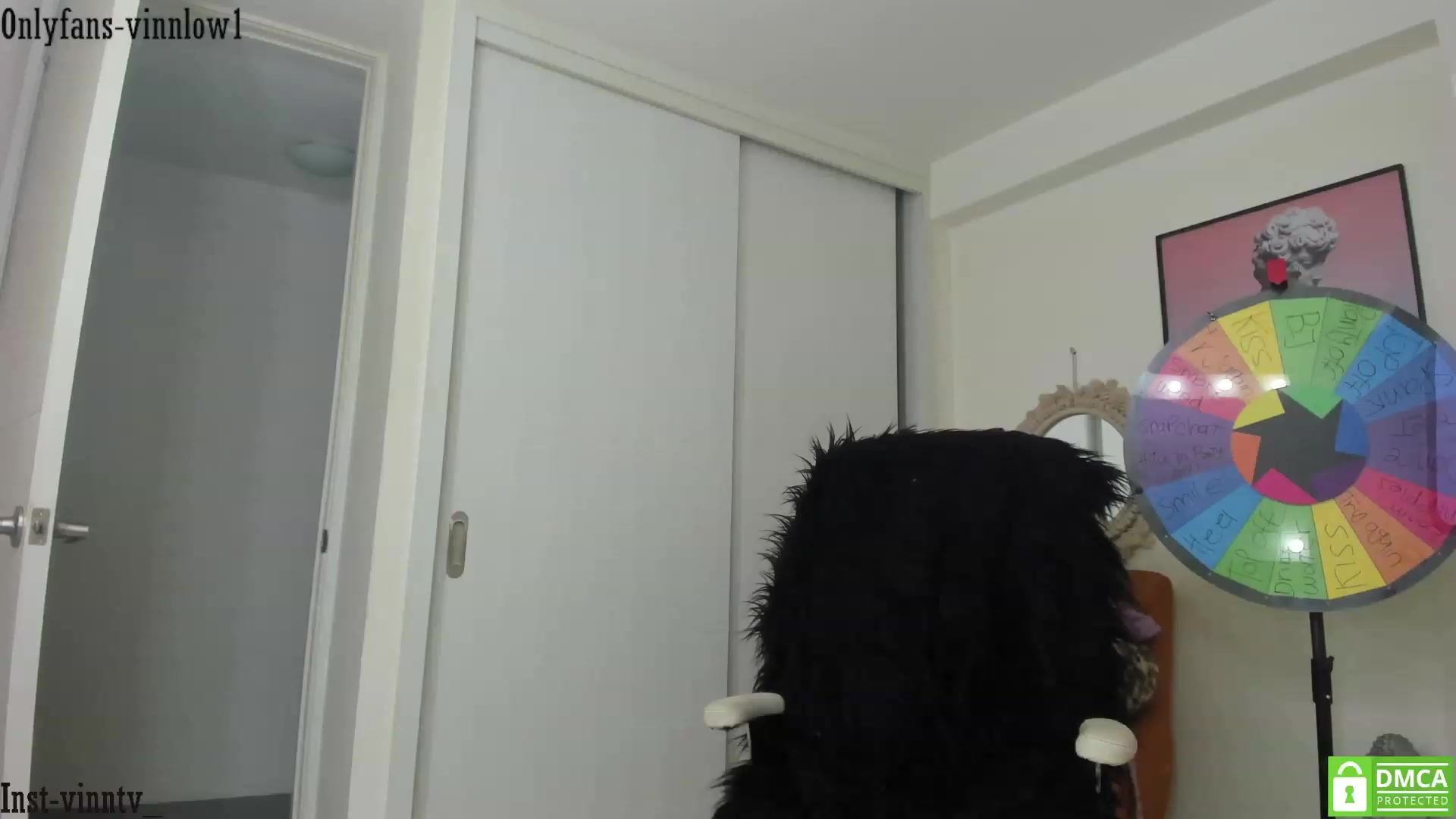 Gallery image thumbnail from Vinnlow's myfreecams stream on, 01/03/2023, 22:53 image 19 of 20
