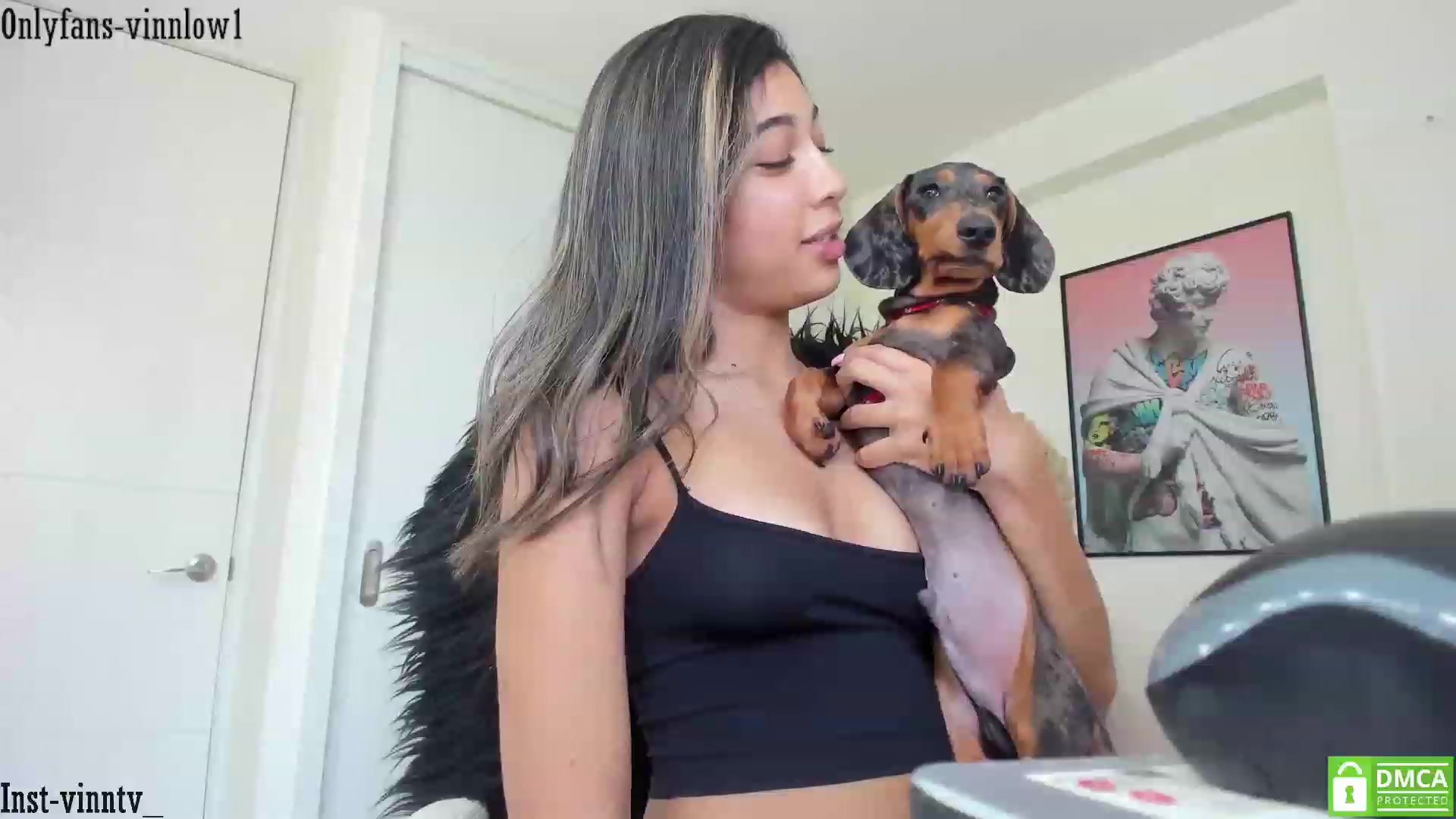 Gallery image thumbnail from Vinnlow's myfreecams stream on, 01/29/2023, 22:19 image 18 of 20