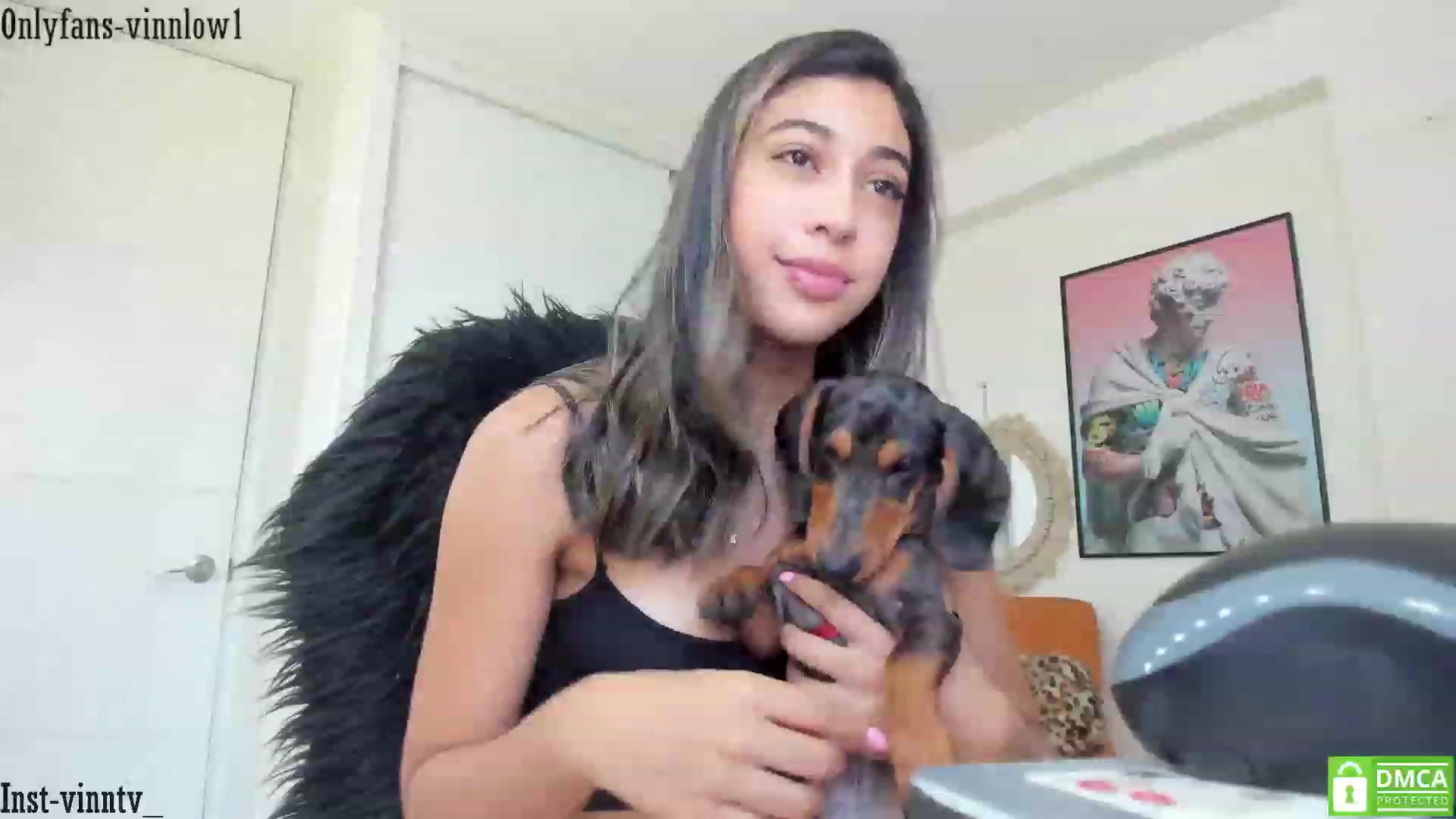 Gallery image thumbnail from Vinnlow's myfreecams stream on, 01/29/2023, 22:19 image 17 of 20