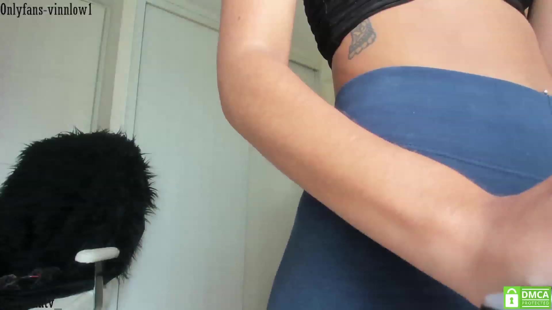 Gallery image thumbnail from Vinnlow's myfreecams stream on, 01/30/2023, 15:21 image 4 of 20