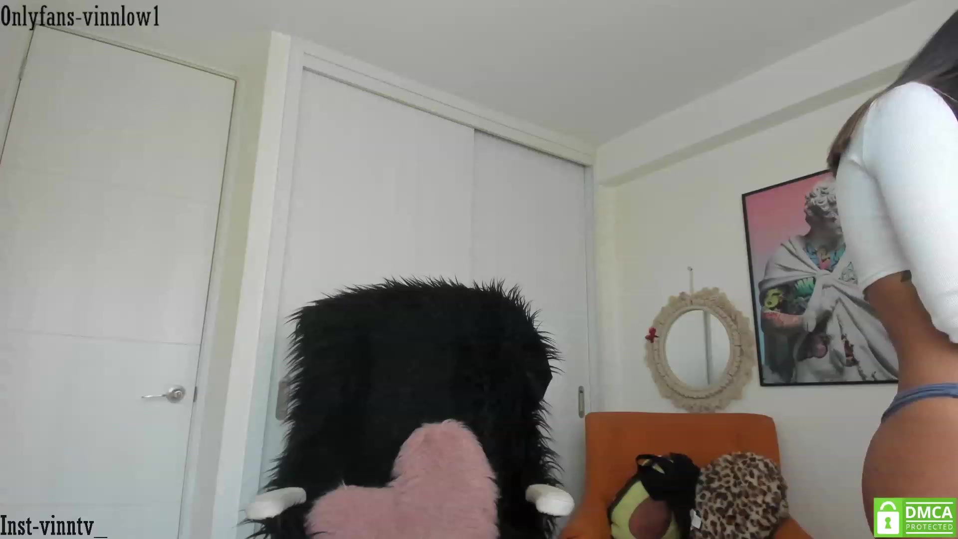 Gallery image thumbnail from Vinnlow's myfreecams stream on, 01/31/2023, 22:21 image 16 of 20