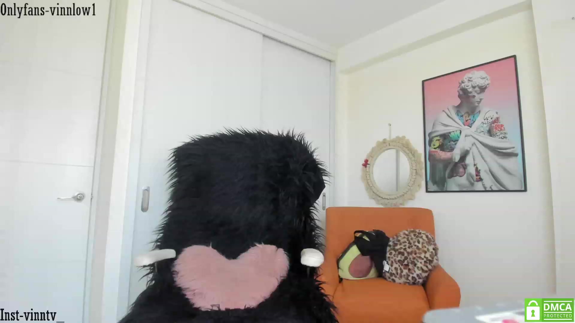 Gallery image thumbnail from Vinnlow's myfreecams stream on, 01/31/2023, 22:21 image 9 of 20
