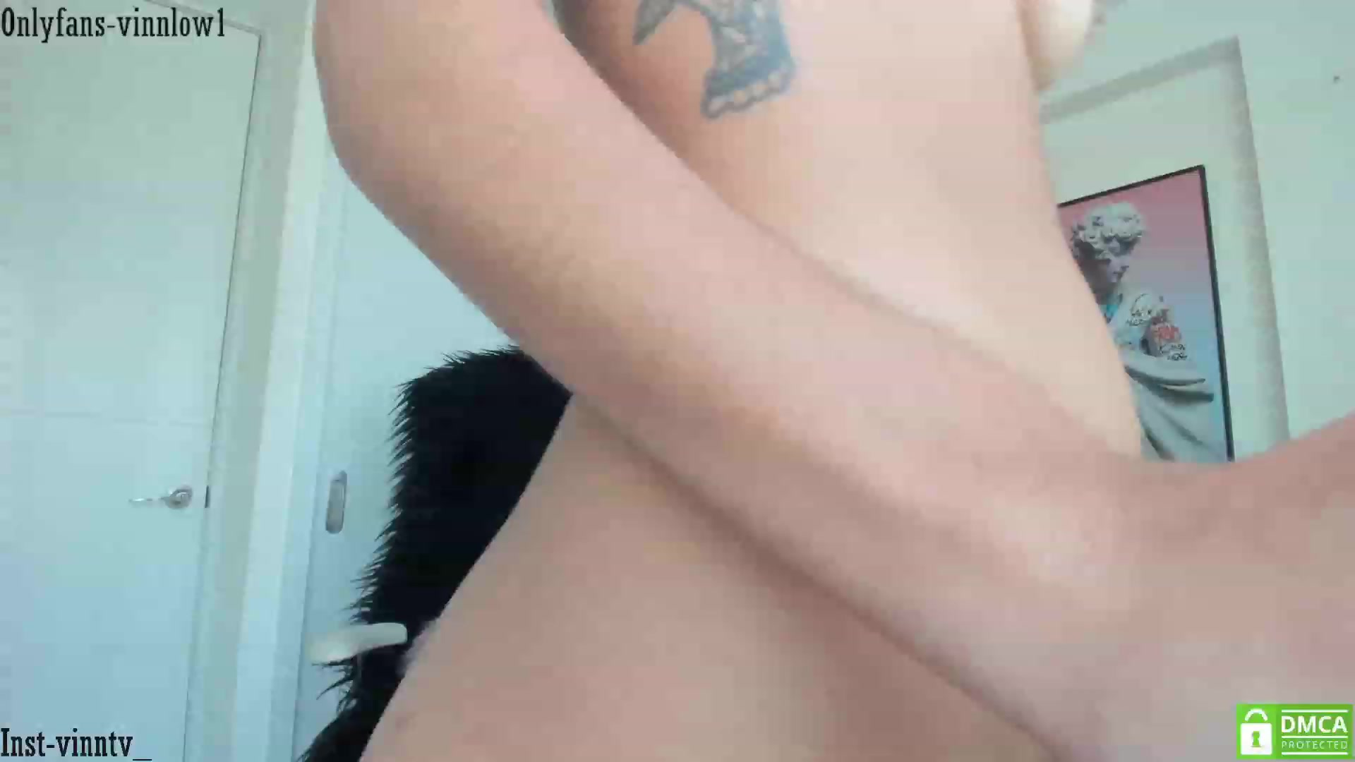 Gallery image thumbnail from Vinnlow's myfreecams stream on, 01/31/2023, 22:21 image 7 of 20
