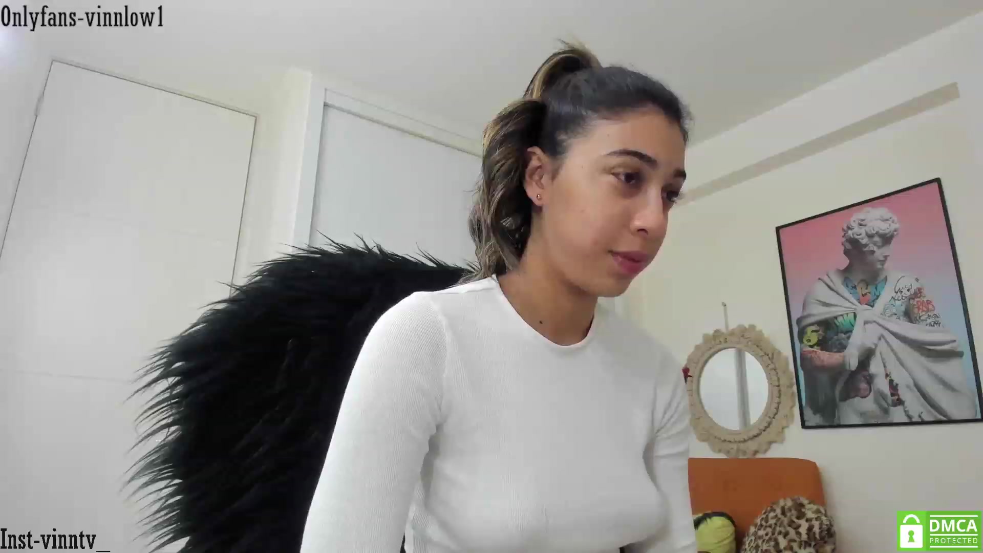 Gallery image thumbnail from Vinnlow's myfreecams stream on, 02/02/2023, 23:54 image 18 of 20