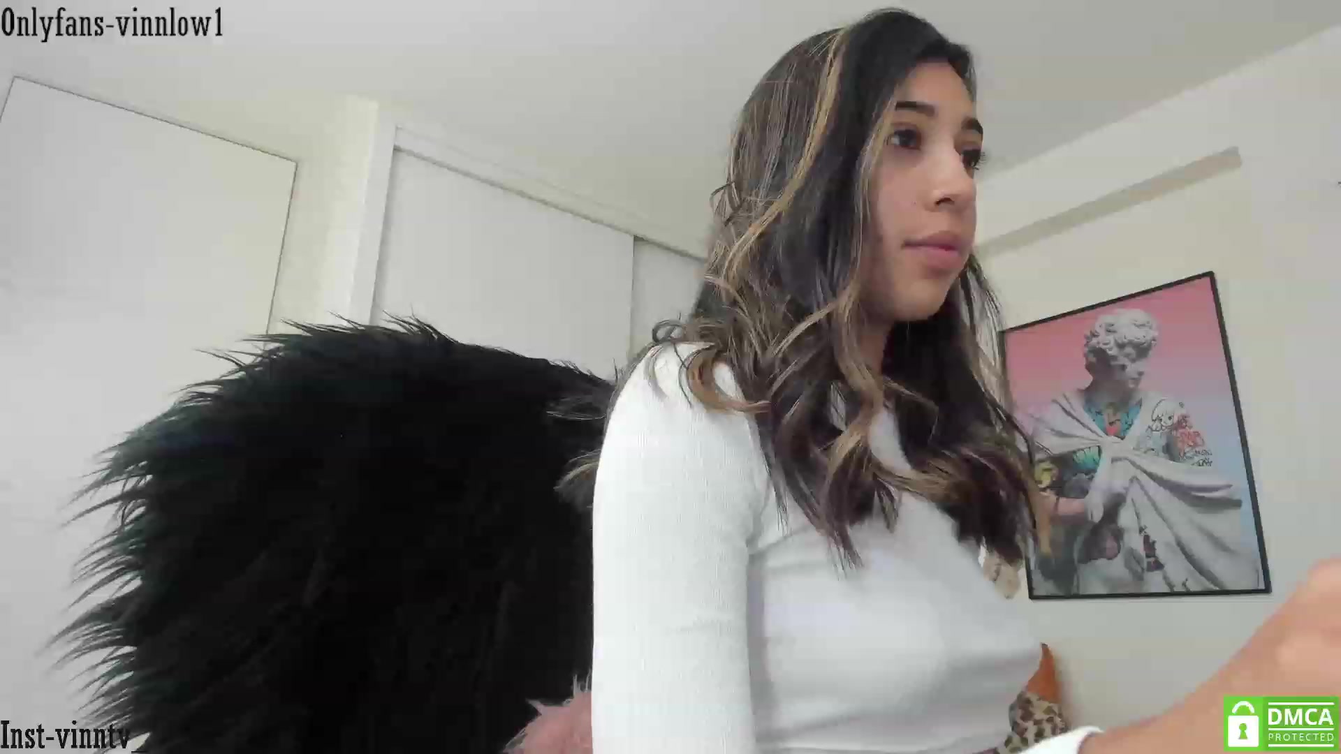 Gallery image thumbnail from Vinnlow's myfreecams stream on, 02/02/2023, 23:54 image 5 of 20