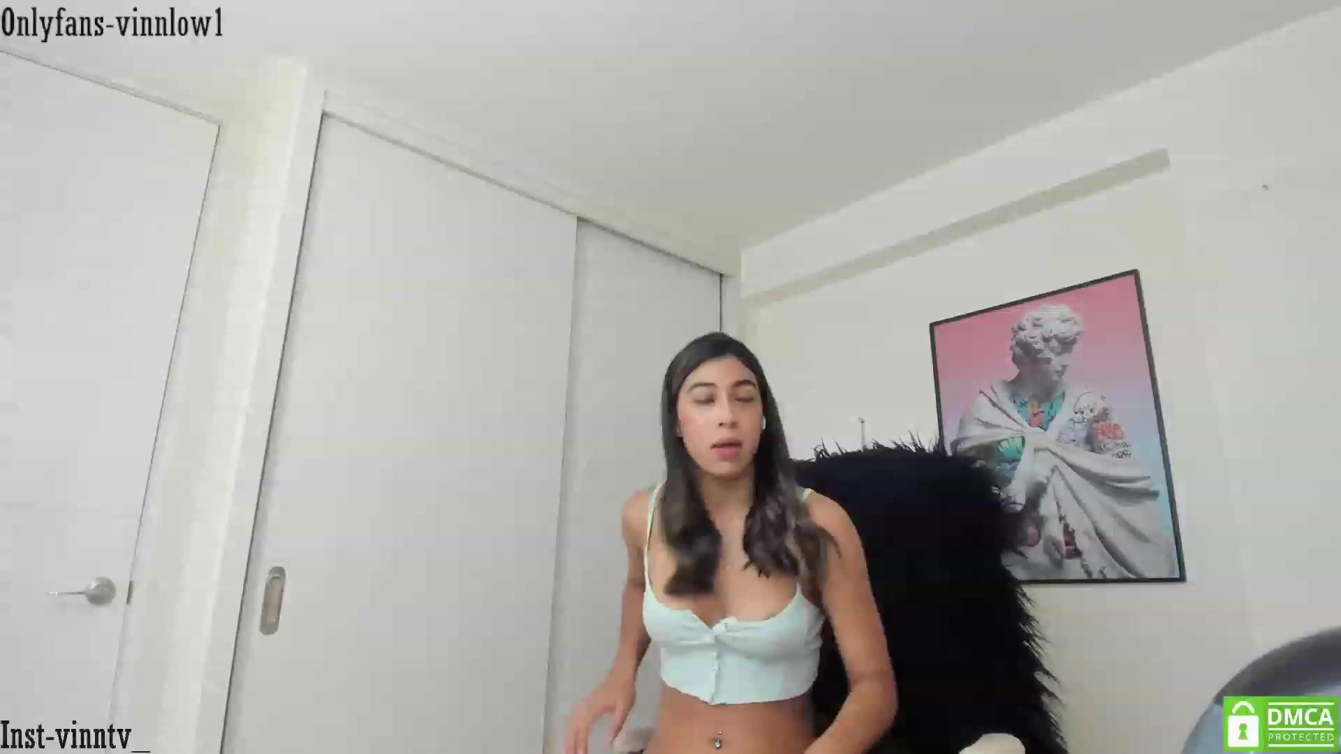 Gallery image thumbnail from Vinnlow's myfreecams stream on, 02/03/2023, 23:18 image 9 of 20