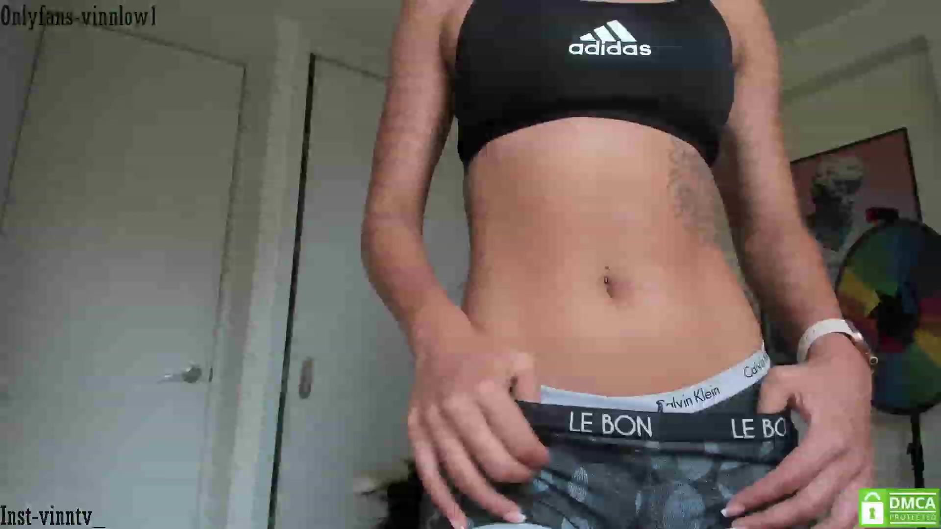 Gallery image thumbnail from Vinnlow's myfreecams stream on, 02/22/2023, 15:15 image 1 of 20