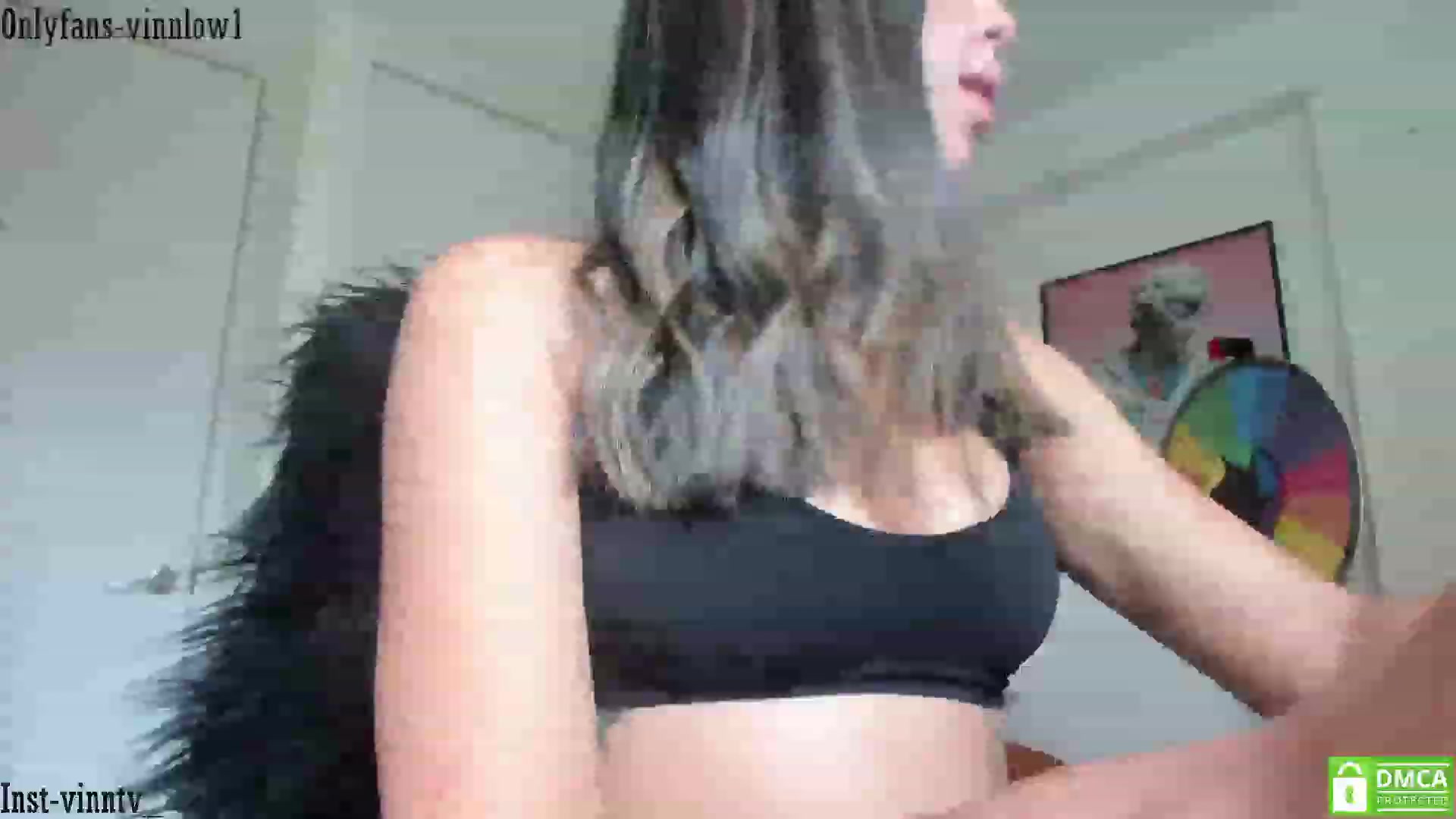 Gallery image thumbnail from Vinnlow's myfreecams stream on, 03/01/2023, 22:16 image 8 of 20