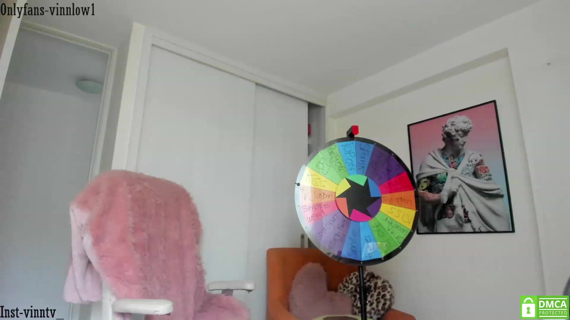 Gallery image thumbnail from Vinnlow's myfreecams stream on, 03/19/2023, 22:57 image 13 of 20