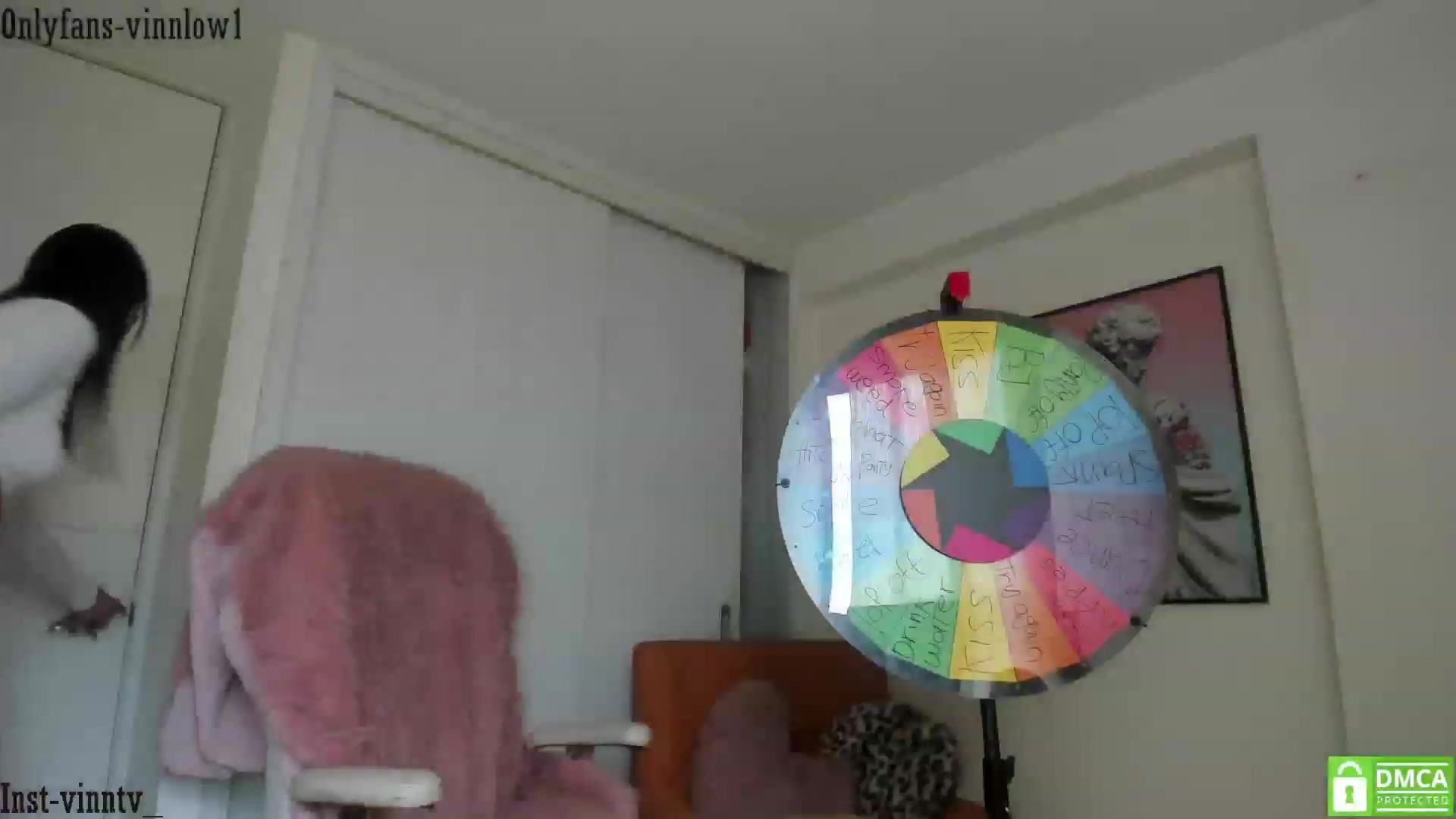 Gallery image thumbnail from Vinnlow's myfreecams stream on, 03/19/2023, 22:57 image 7 of 20