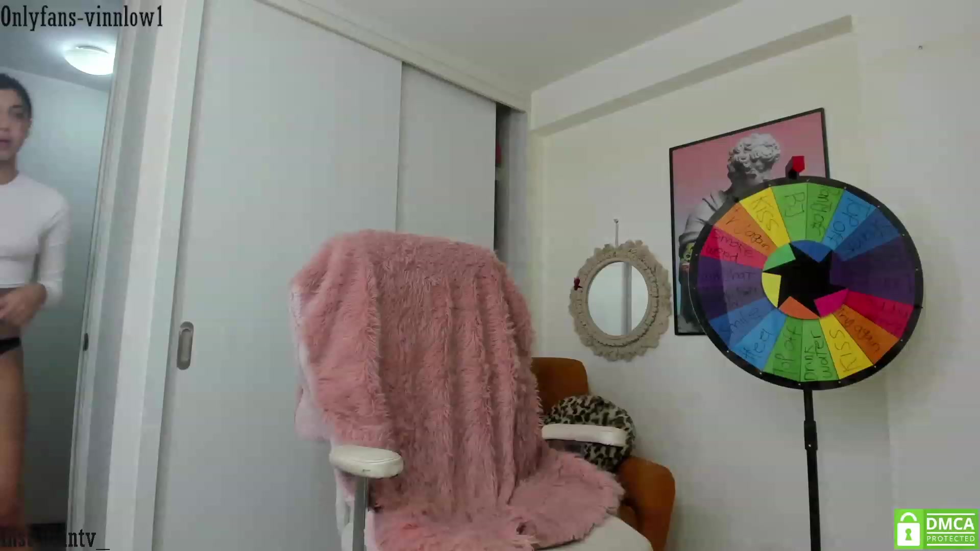 Gallery image thumbnail from Vinnlow's myfreecams stream on, 03/20/2023, 01:58 image 4 of 20