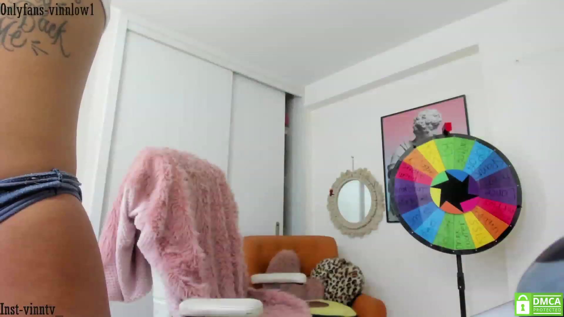 Gallery image thumbnail from Vinnlow's myfreecams stream on, 03/20/2023, 02:29 image 12 of 20