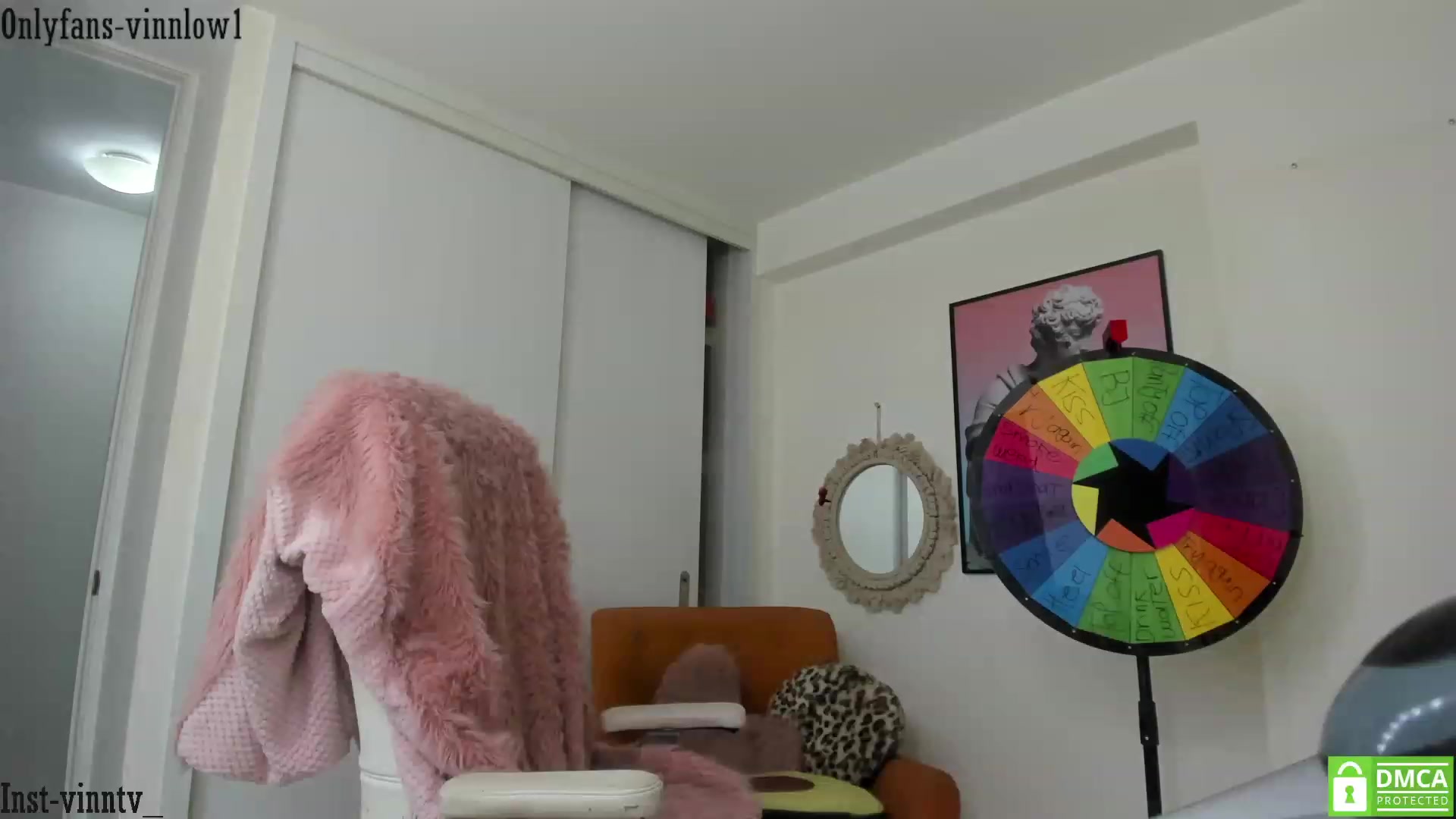 Gallery image thumbnail from Vinnlow's myfreecams stream on, 03/20/2023, 02:29 image 3 of 20