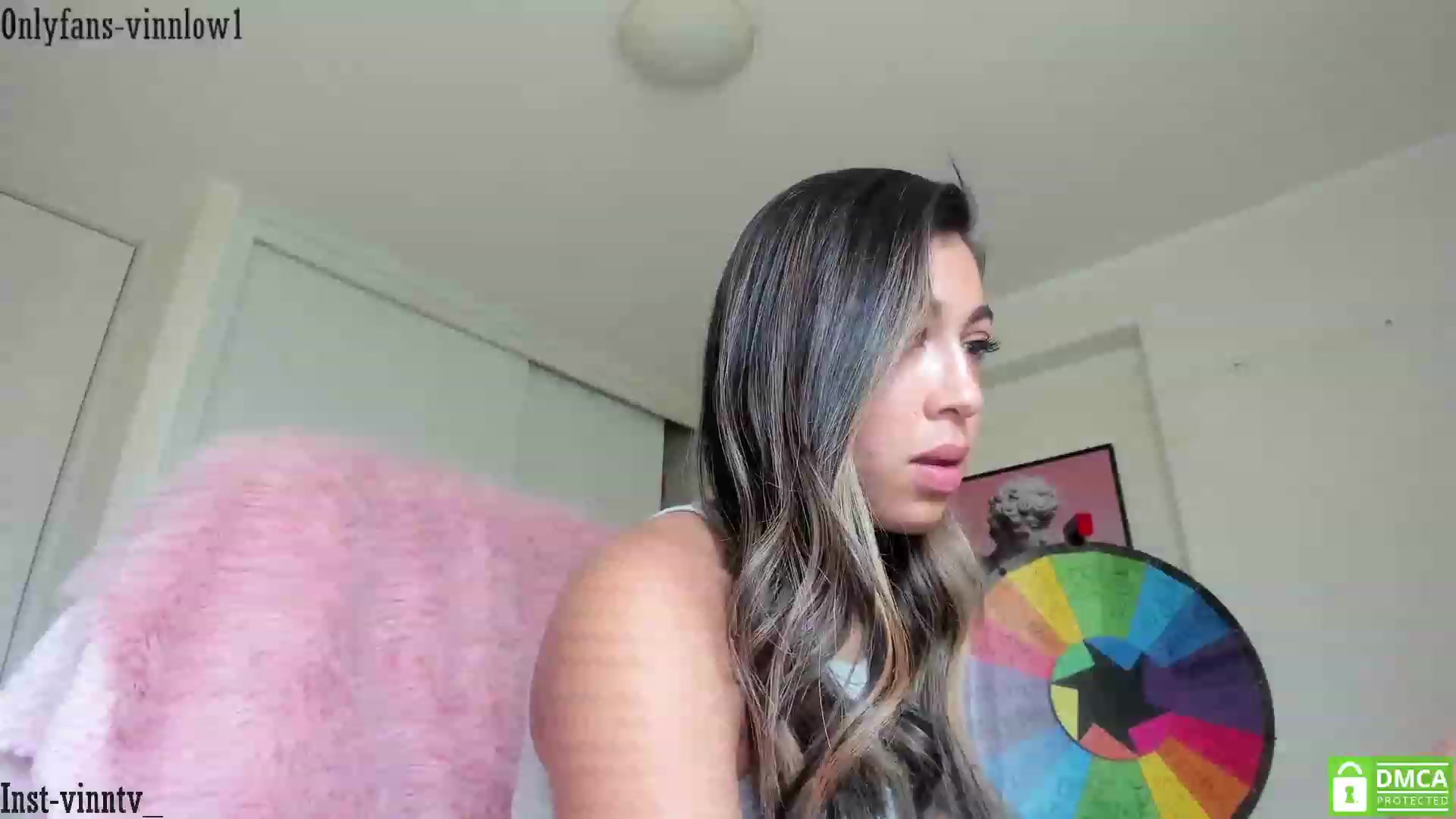 Gallery image thumbnail from Vinnlow's myfreecams stream on, 03/20/2023, 19:43 image 10 of 20