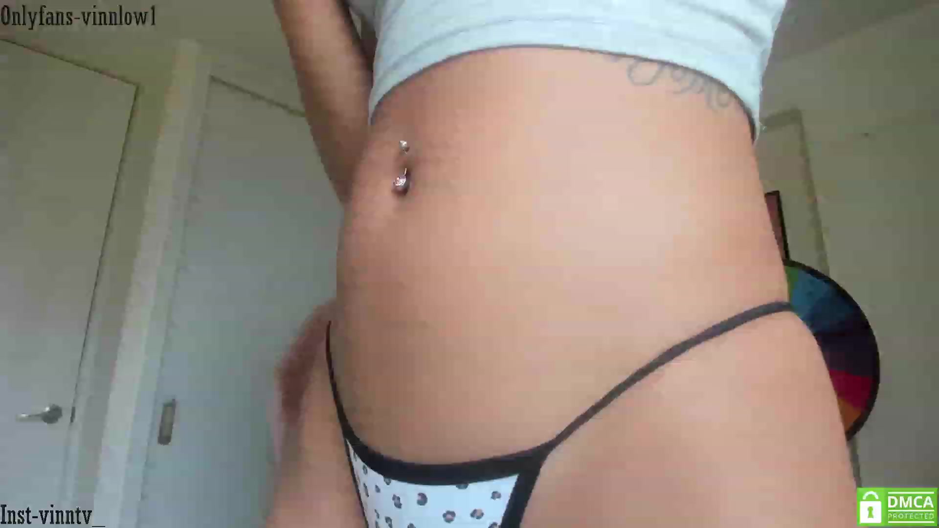 Gallery image thumbnail from Vinnlow's myfreecams stream on, 03/20/2023, 19:43 image 12 of 20