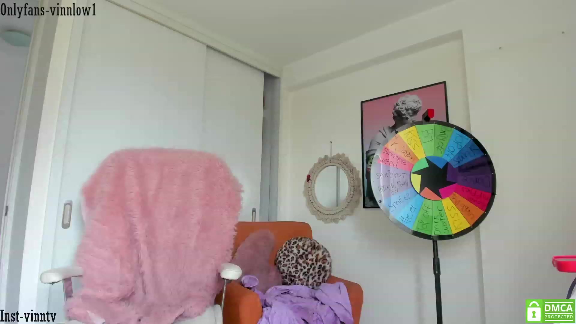 Gallery image thumbnail from Vinnlow's myfreecams stream on, 03/20/2023, 20:00 image 1 of 20