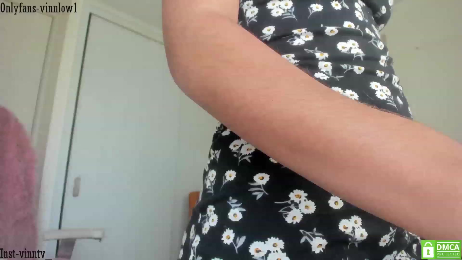 Gallery image thumbnail from Vinnlow's myfreecams stream on, 03/21/2023, 19:41 image 2 of 20