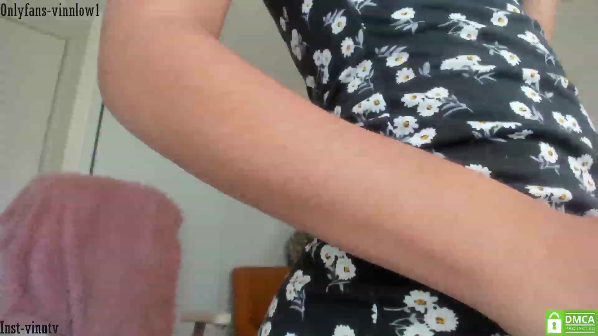 Gallery image thumbnail from Vinnlow's myfreecams stream on, 03/21/2023, 20:22 image 10 of 20