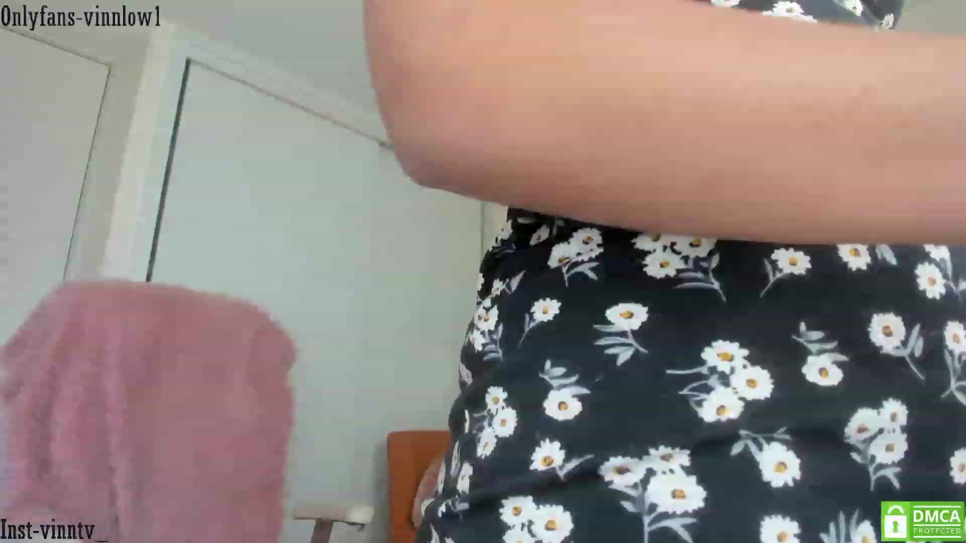 Gallery image thumbnail from Vinnlow's myfreecams stream on, 03/21/2023, 20:22 image 7 of 20