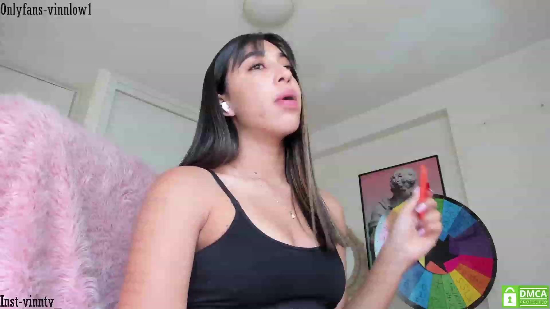 Gallery image thumbnail from Vinnlow's myfreecams stream on, 03/23/2023, 20:49 image 8 of 20