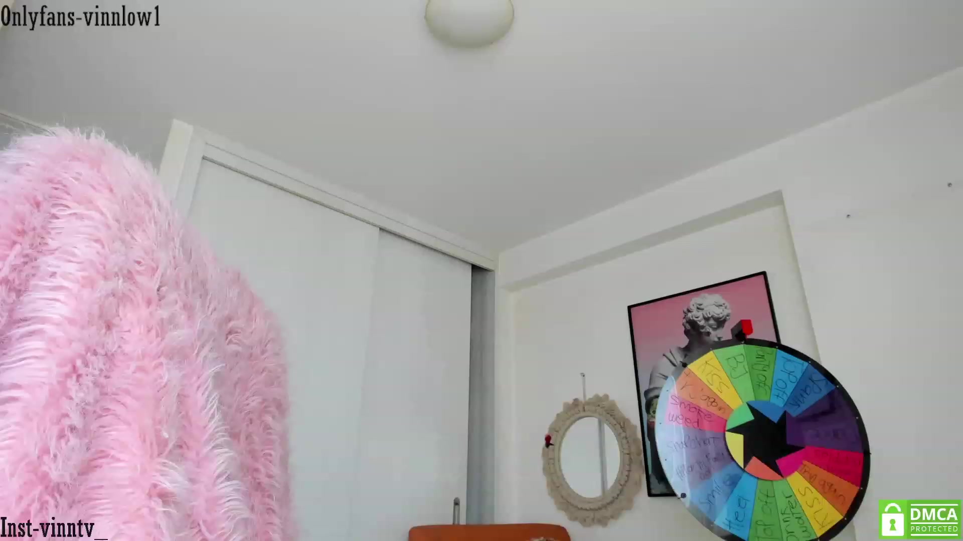 Gallery image thumbnail from Vinnlow's myfreecams stream on, 03/23/2023, 20:49 image 16 of 20