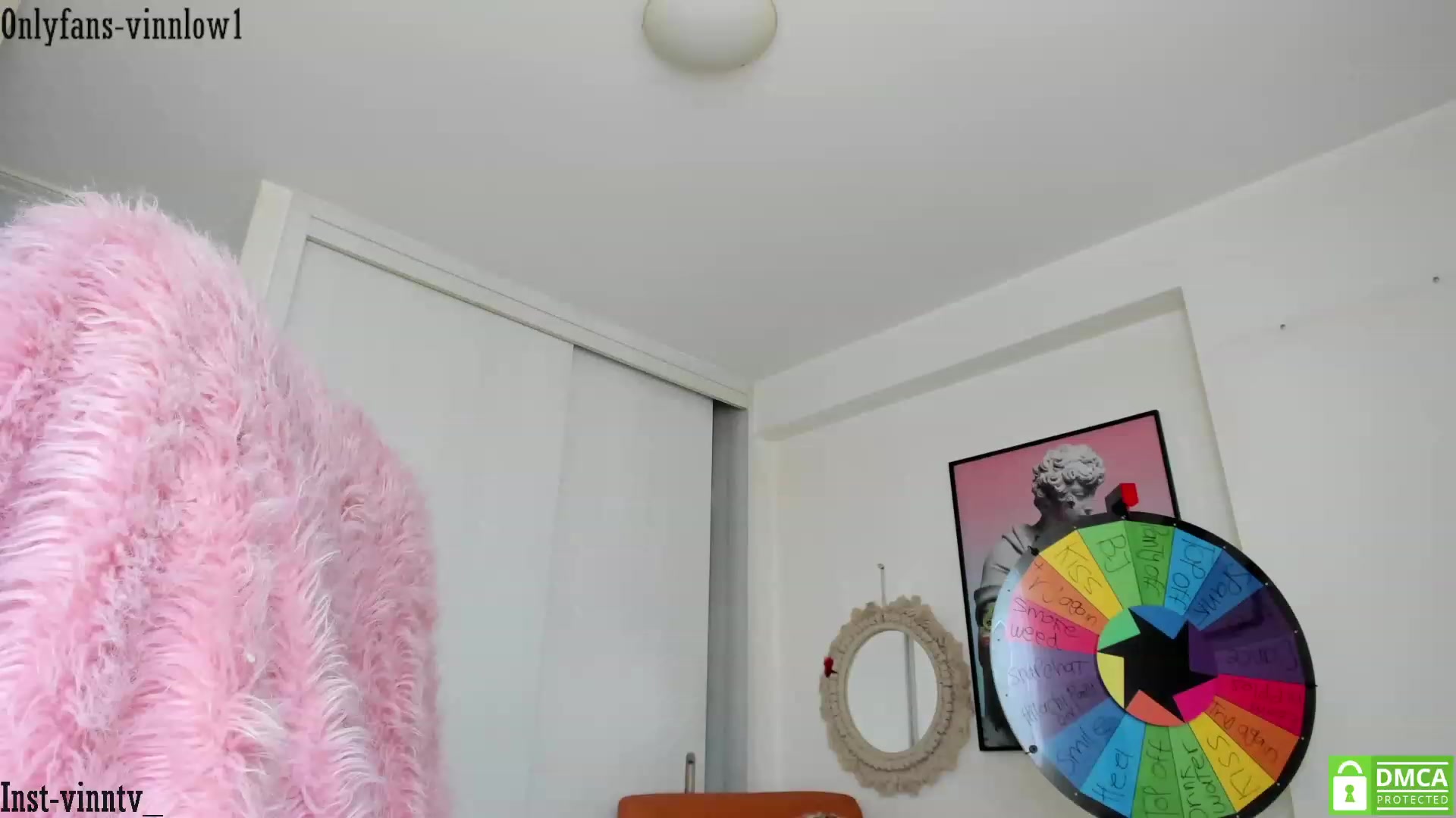 Gallery image thumbnail from Vinnlow's myfreecams stream on, 03/23/2023, 20:49 image 17 of 20