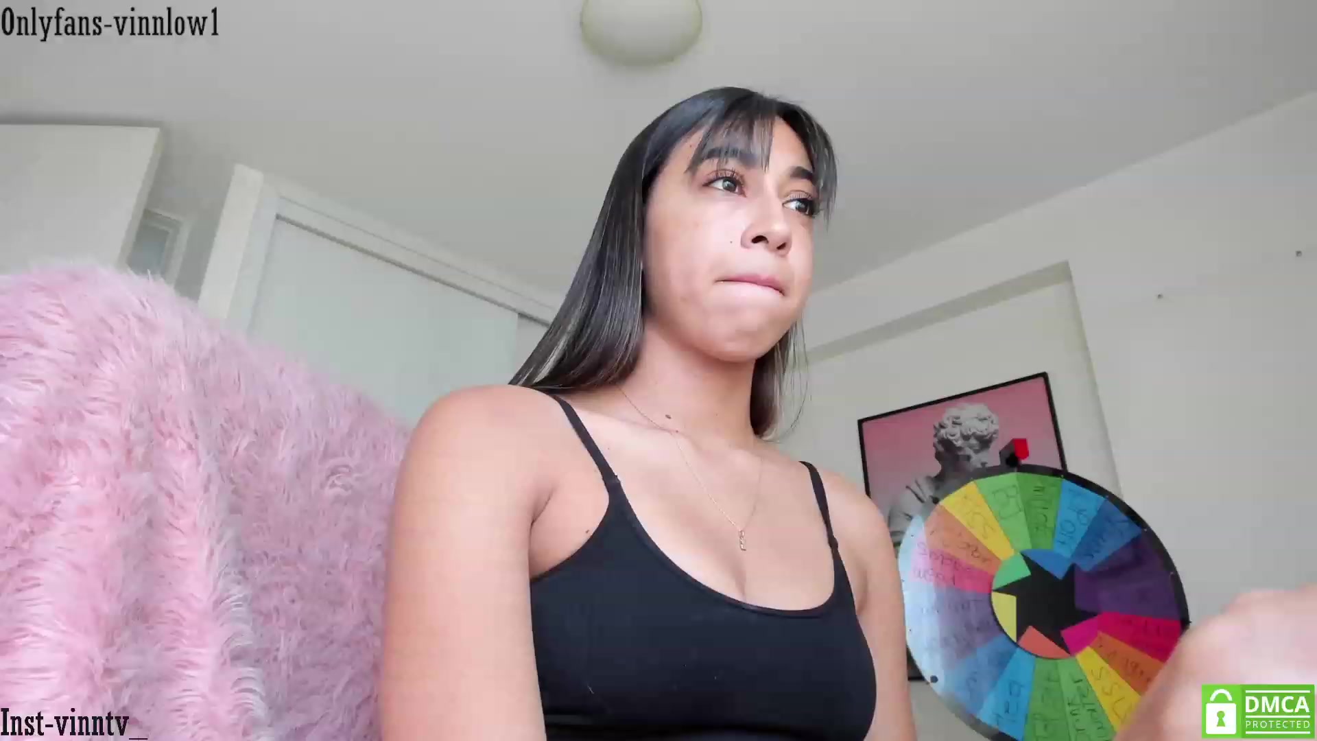 Gallery image thumbnail from Vinnlow's myfreecams stream on, 03/23/2023, 20:49 image 14 of 20