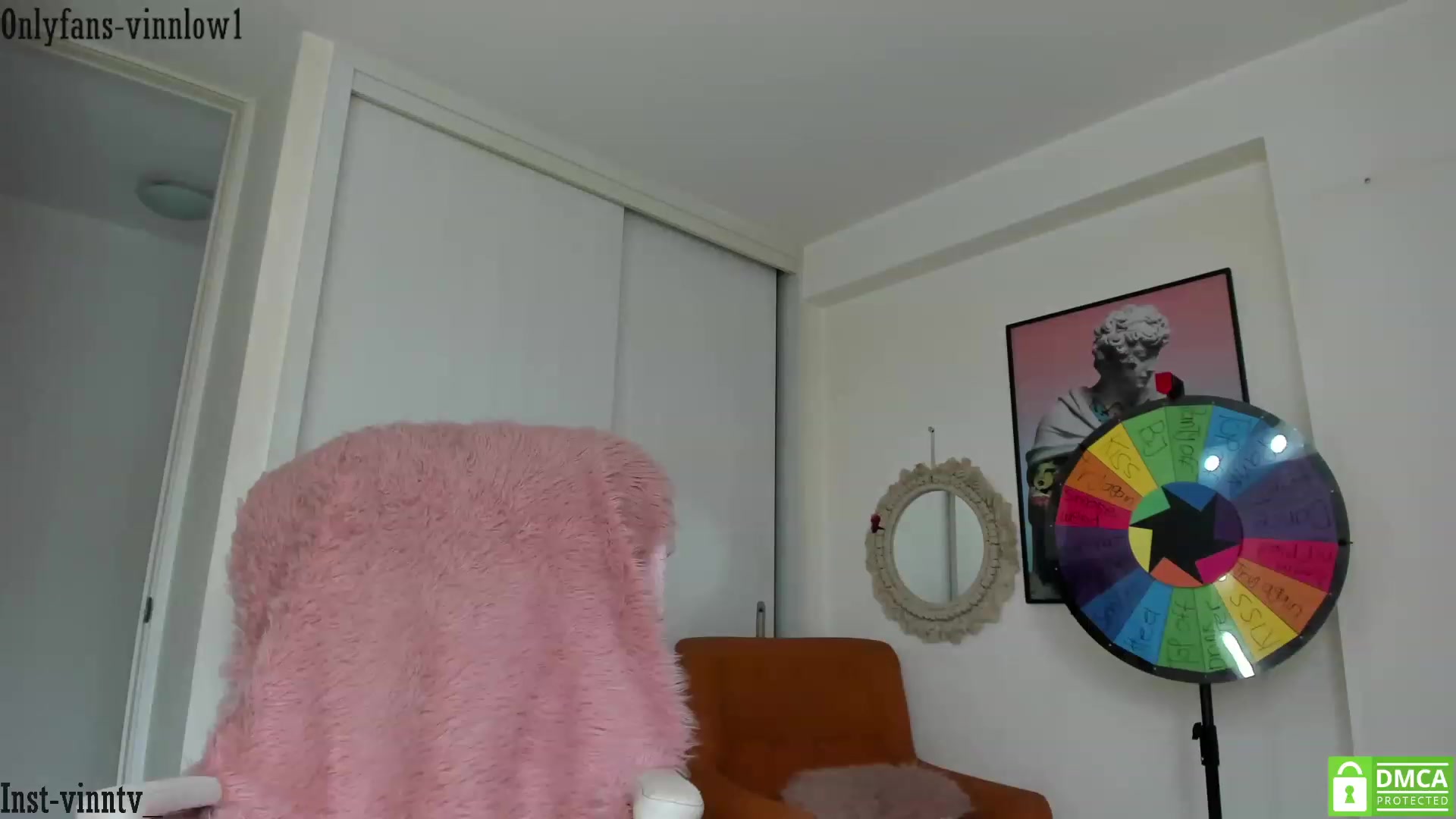 Gallery image thumbnail from Vinnlow's myfreecams stream on, 04/02/2023, 20:37 image 10 of 20
