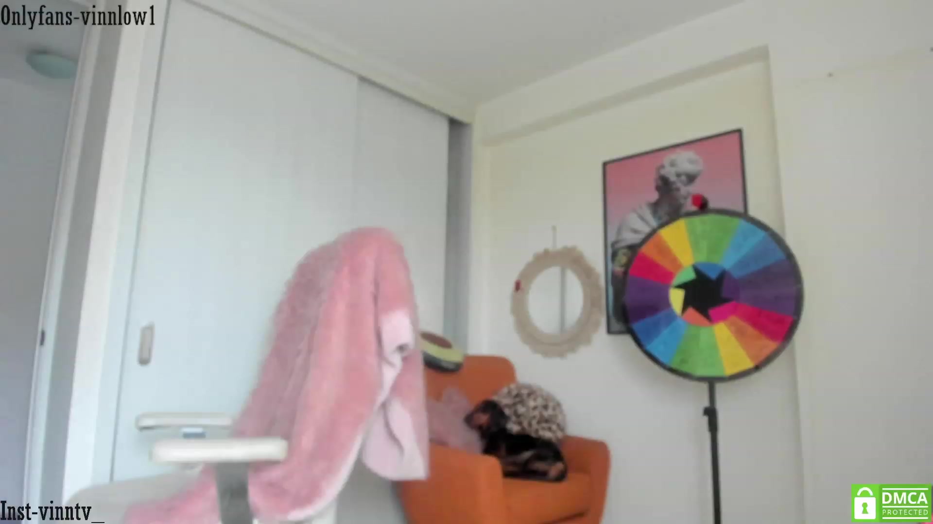 Gallery image thumbnail from Vinnlow's myfreecams stream on, 04/07/2023, 22:40 image 5 of 20
