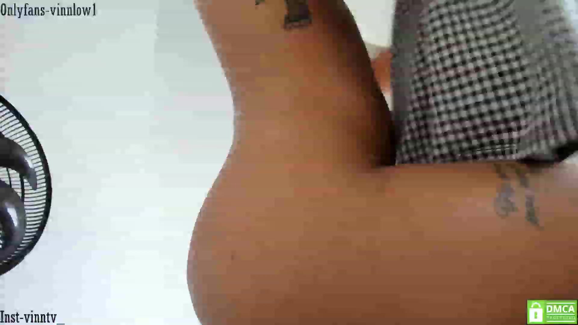 Gallery image thumbnail from Vinnlow's myfreecams stream on, 04/08/2023, 20:51 image 20 of 20