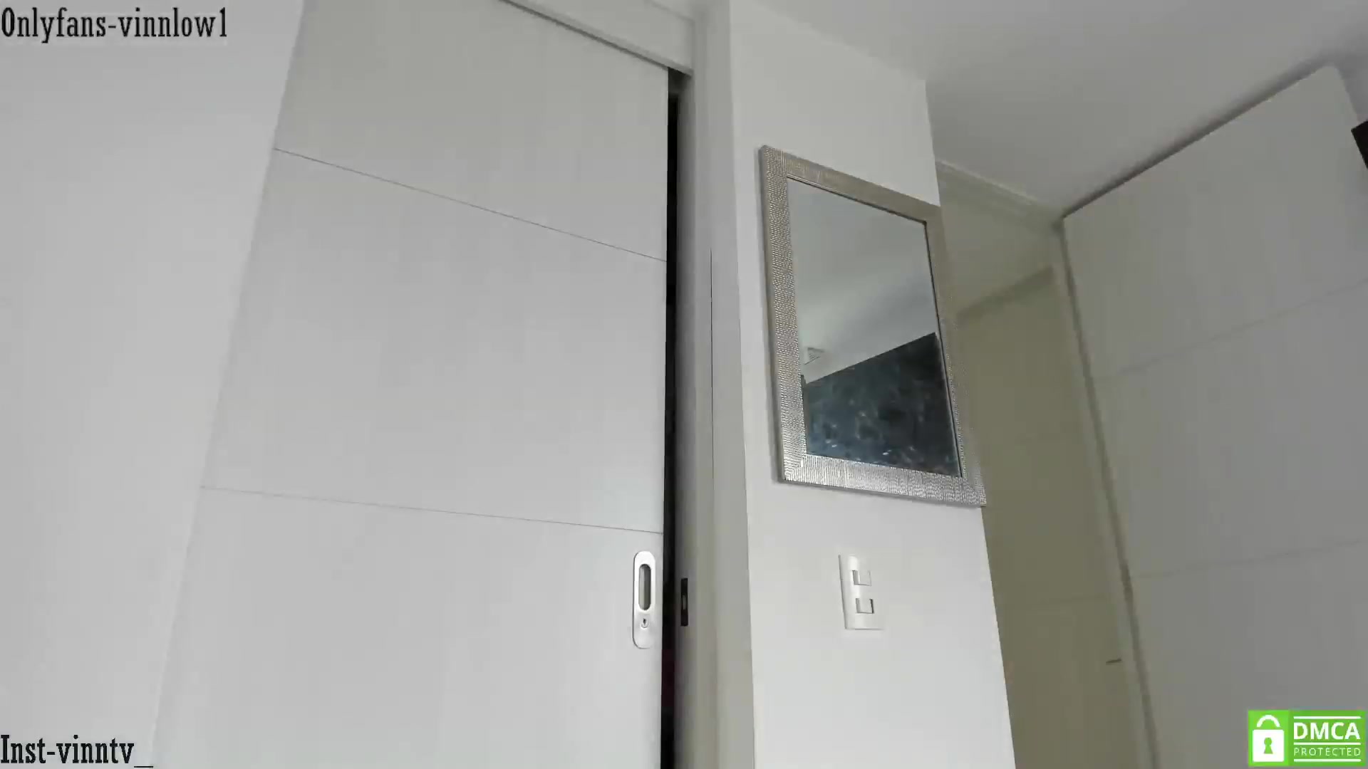 Gallery image thumbnail from Vinnlow's myfreecams stream on, 04/08/2023, 21:53 image 18 of 20