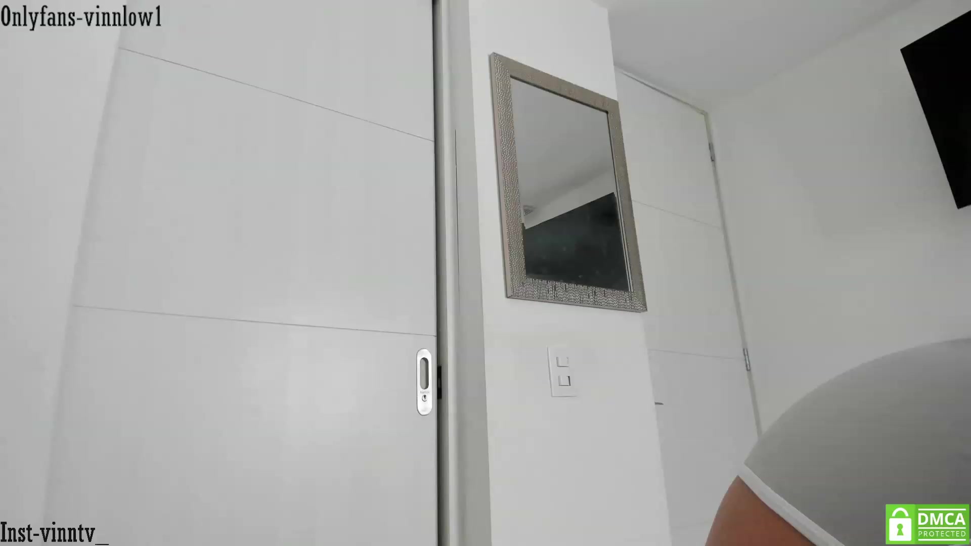 Gallery image thumbnail from Vinnlow's myfreecams stream on, 04/10/2023, 02:20 image 1 of 20