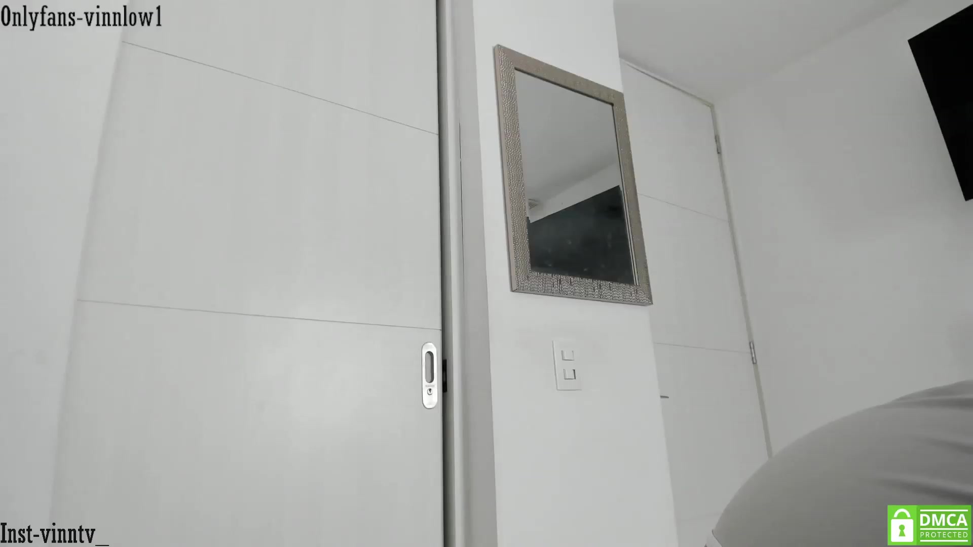 Gallery image thumbnail from Vinnlow's myfreecams stream on, 04/10/2023, 02:20 image 3 of 20