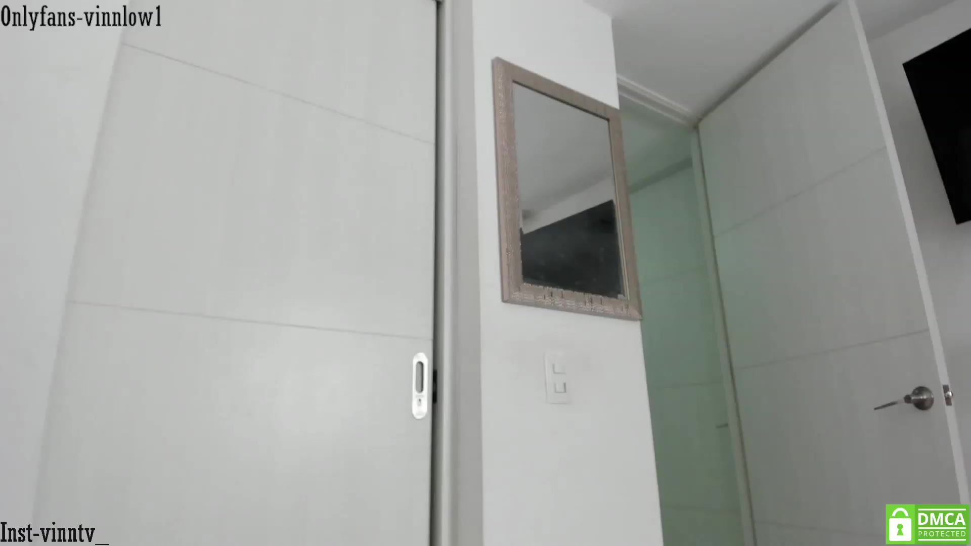 Gallery image thumbnail from Vinnlow's myfreecams stream on, 04/10/2023, 02:20 image 13 of 20
