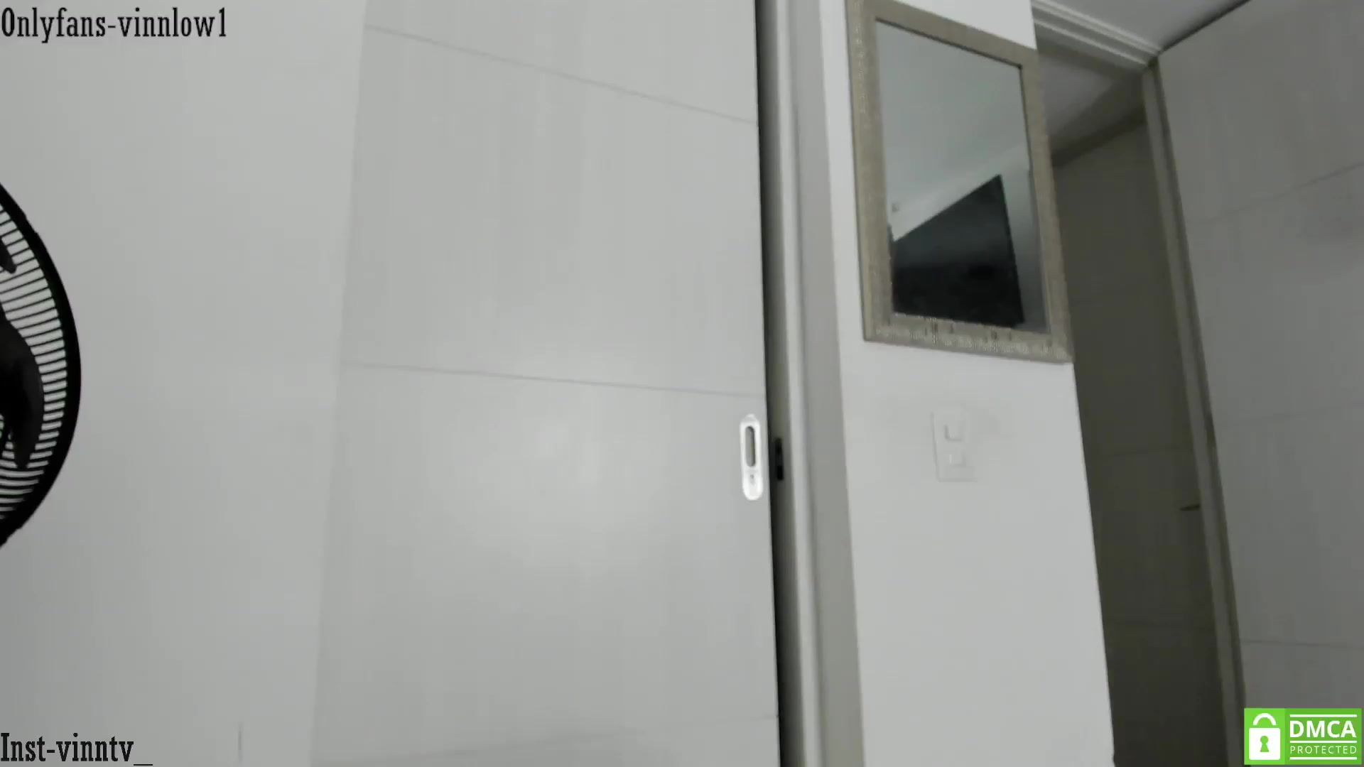 Gallery image thumbnail from Vinnlow's myfreecams stream on, 04/17/2023, 24:09 image 11 of 20