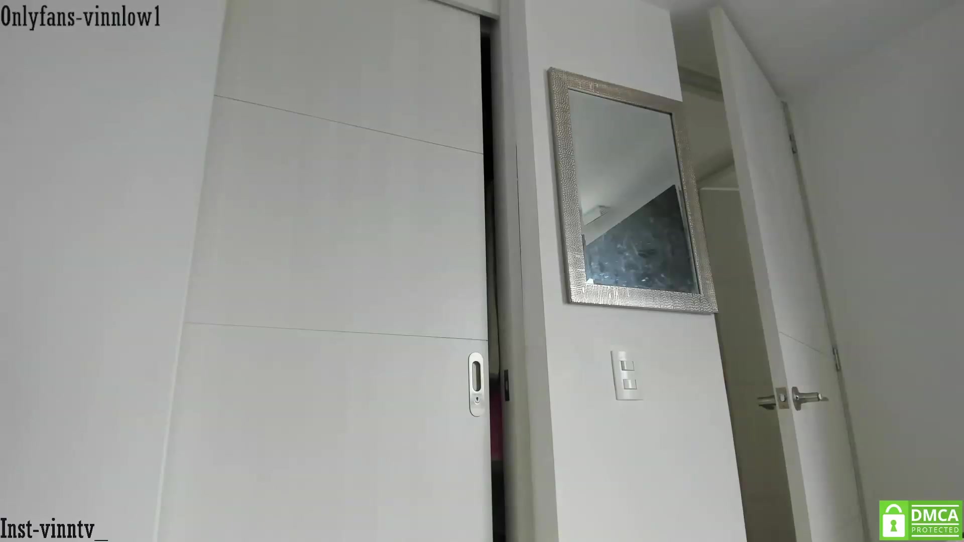 Gallery image thumbnail from Vinnlow's myfreecams stream on, 04/17/2023, 20:35 image 19 of 20