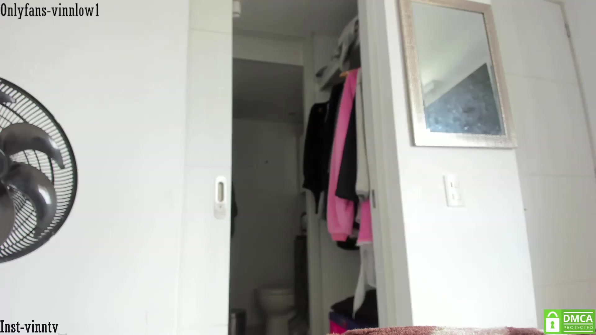 Gallery image thumbnail from Vinnlow's myfreecams stream on, 04/17/2023, 20:35 image 14 of 20