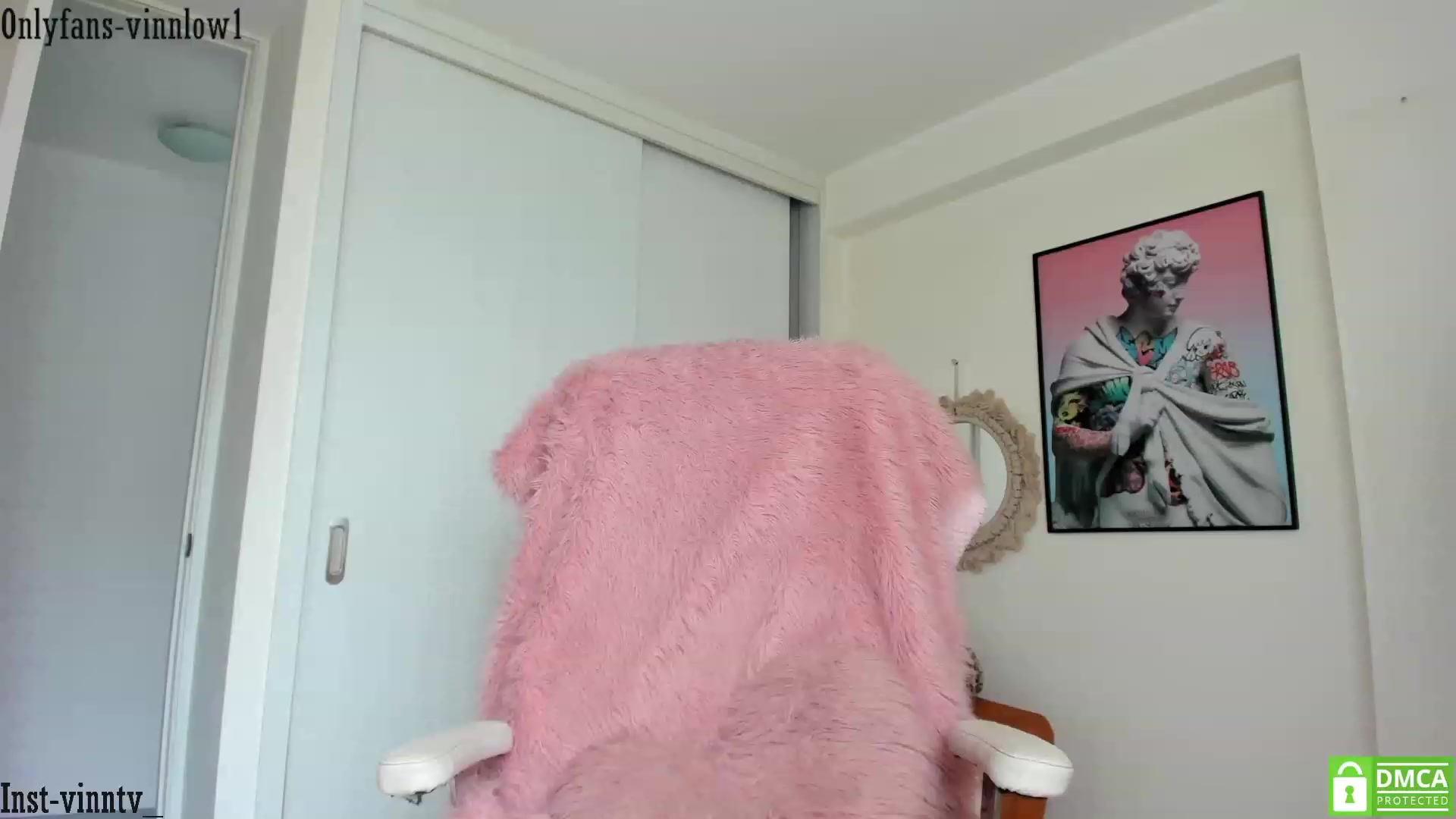 Gallery image thumbnail from Vinnlow's myfreecams stream on, 04/20/2023, 15:46 image 11 of 20