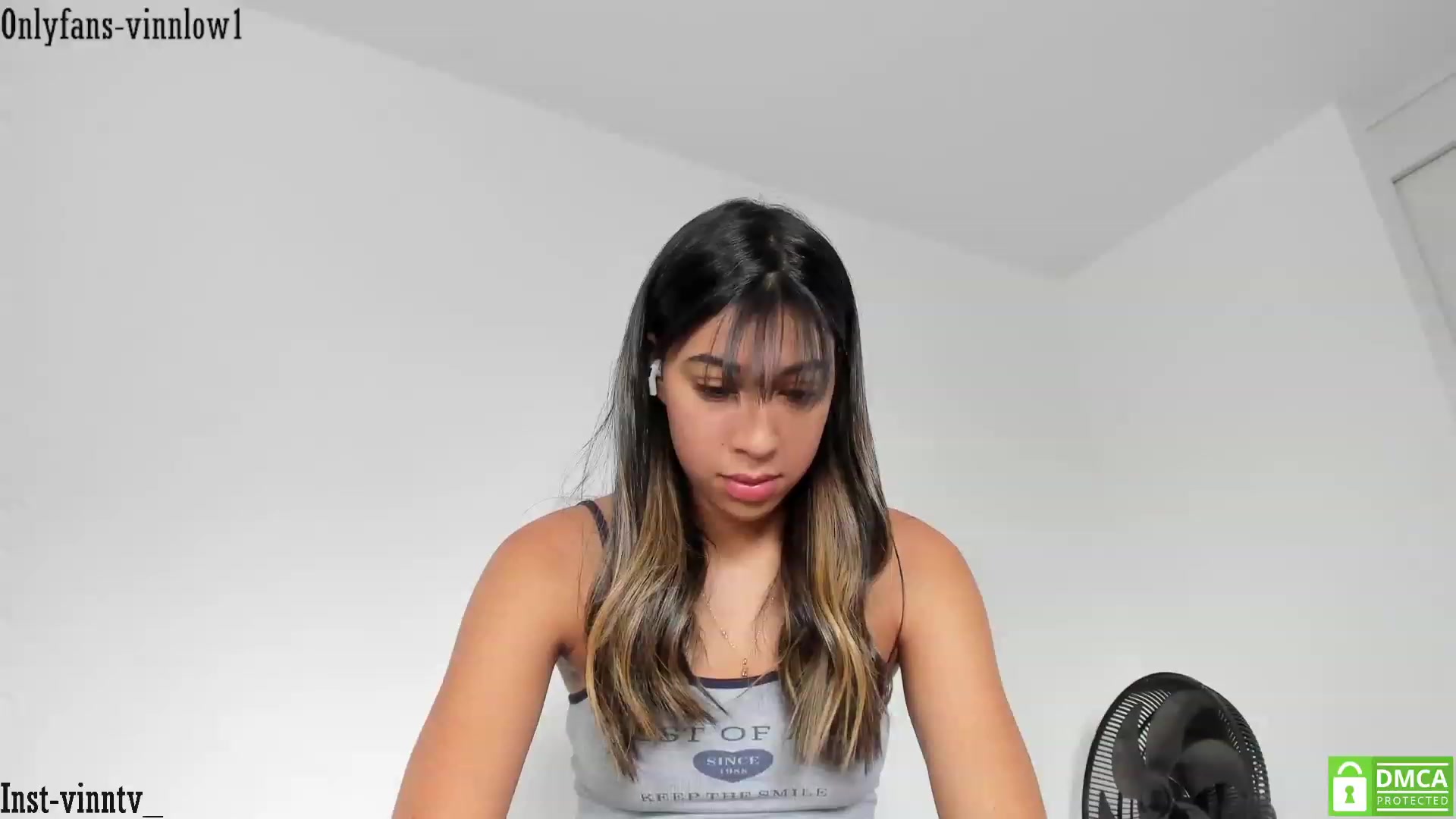 Gallery image thumbnail from Vinnlow's myfreecams stream on, 04/20/2023, 21:09 image 12 of 20