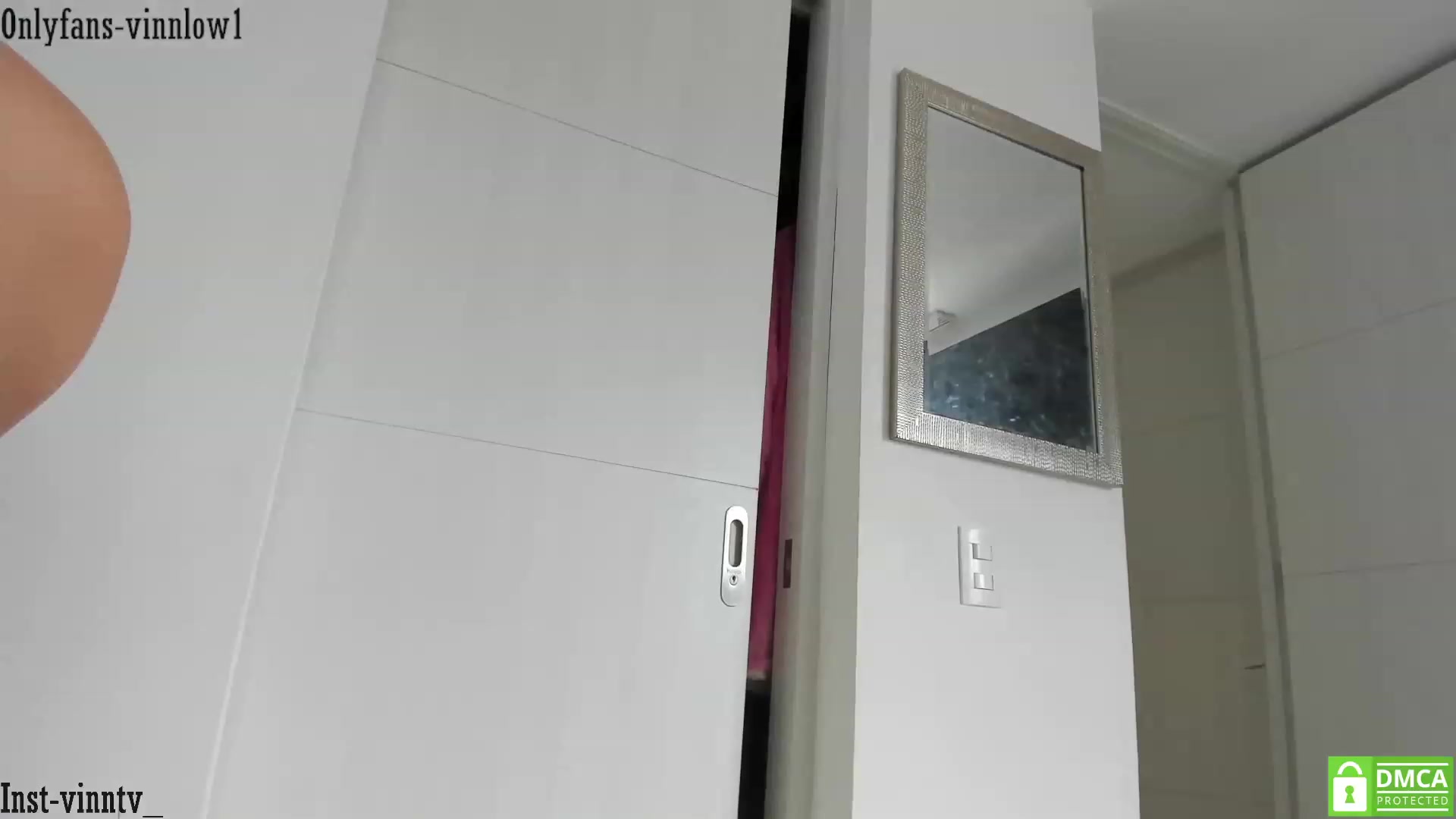 Gallery image thumbnail from Vinnlow's myfreecams stream on, 04/23/2023, 18:22 image 15 of 20