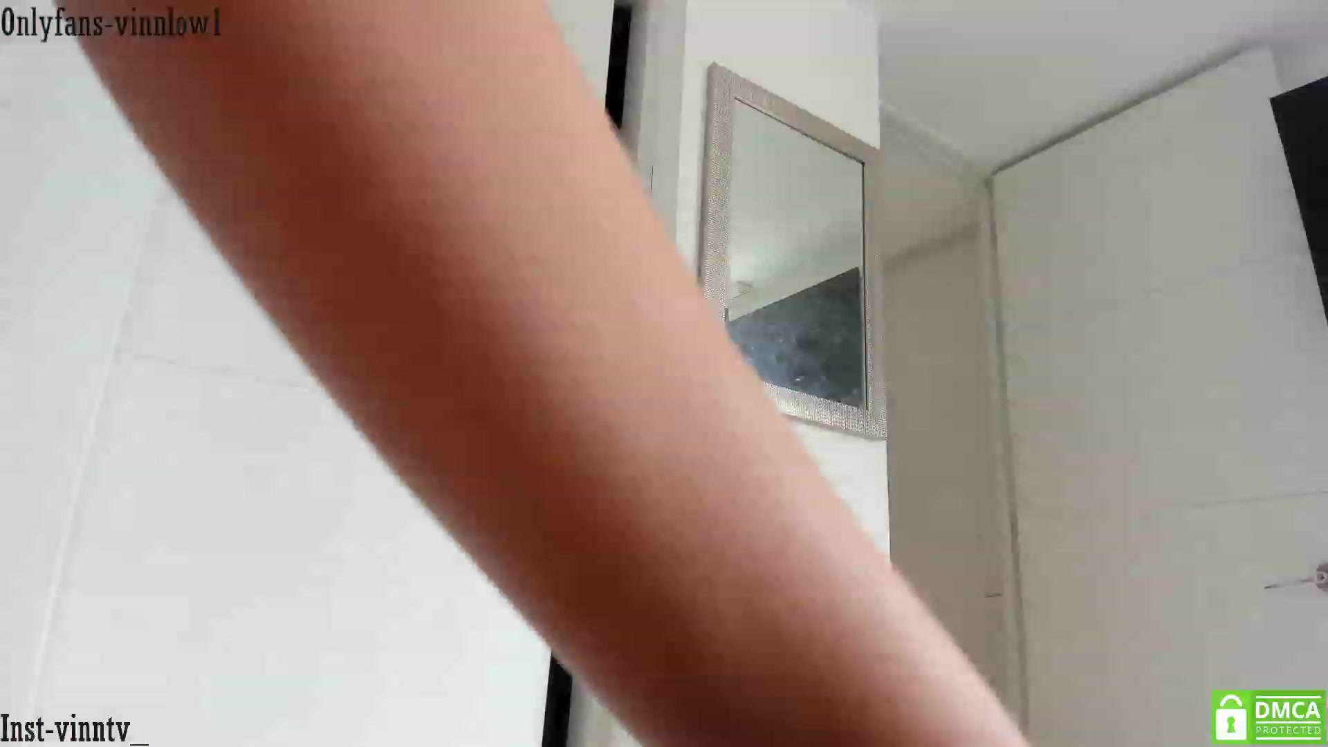 Gallery image thumbnail from Vinnlow's myfreecams stream on, 04/23/2023, 18:22 image 14 of 20