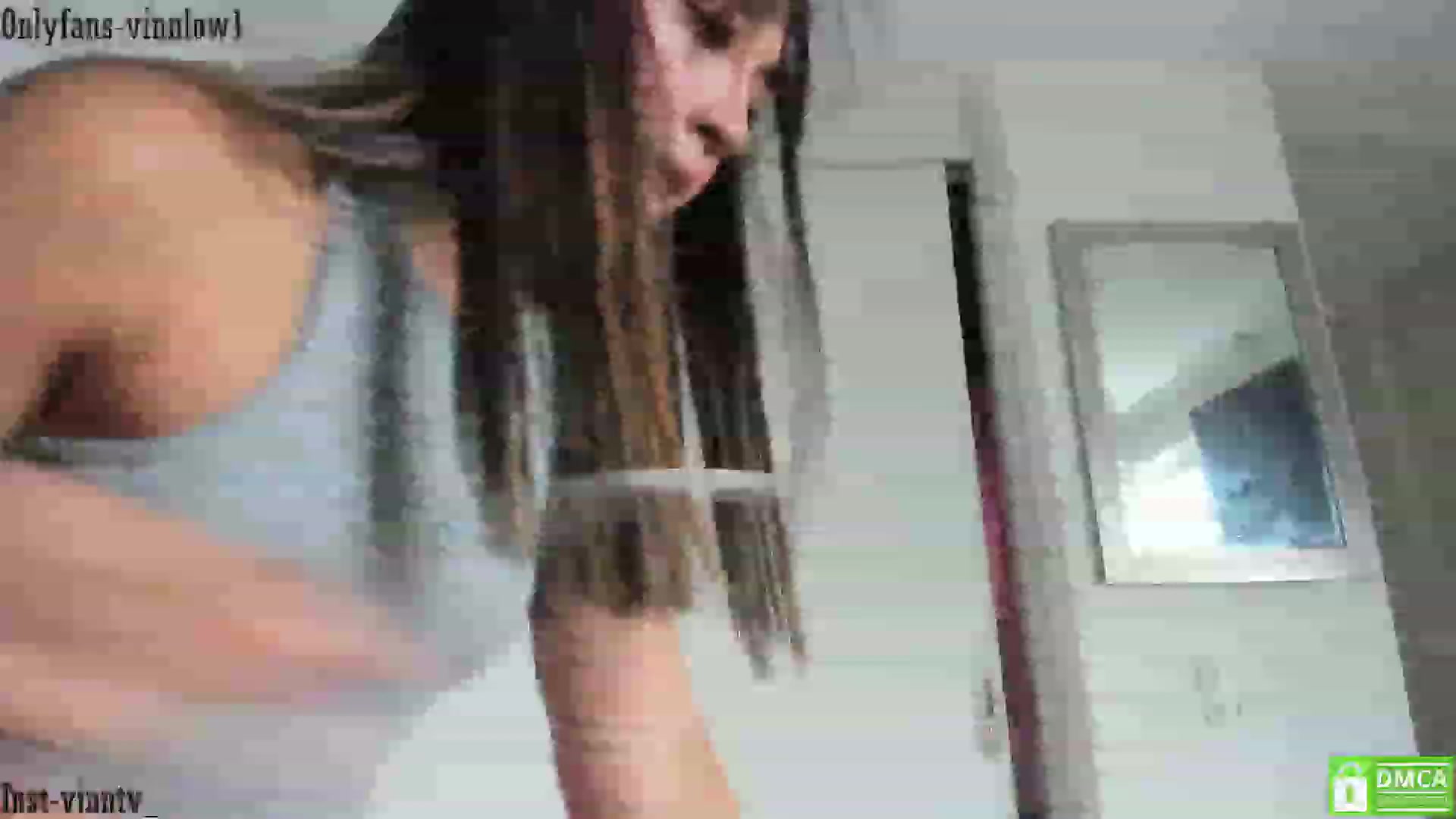 Gallery image thumbnail from Vinnlow's myfreecams stream on, 04/25/2023, 18:36 image 10 of 20