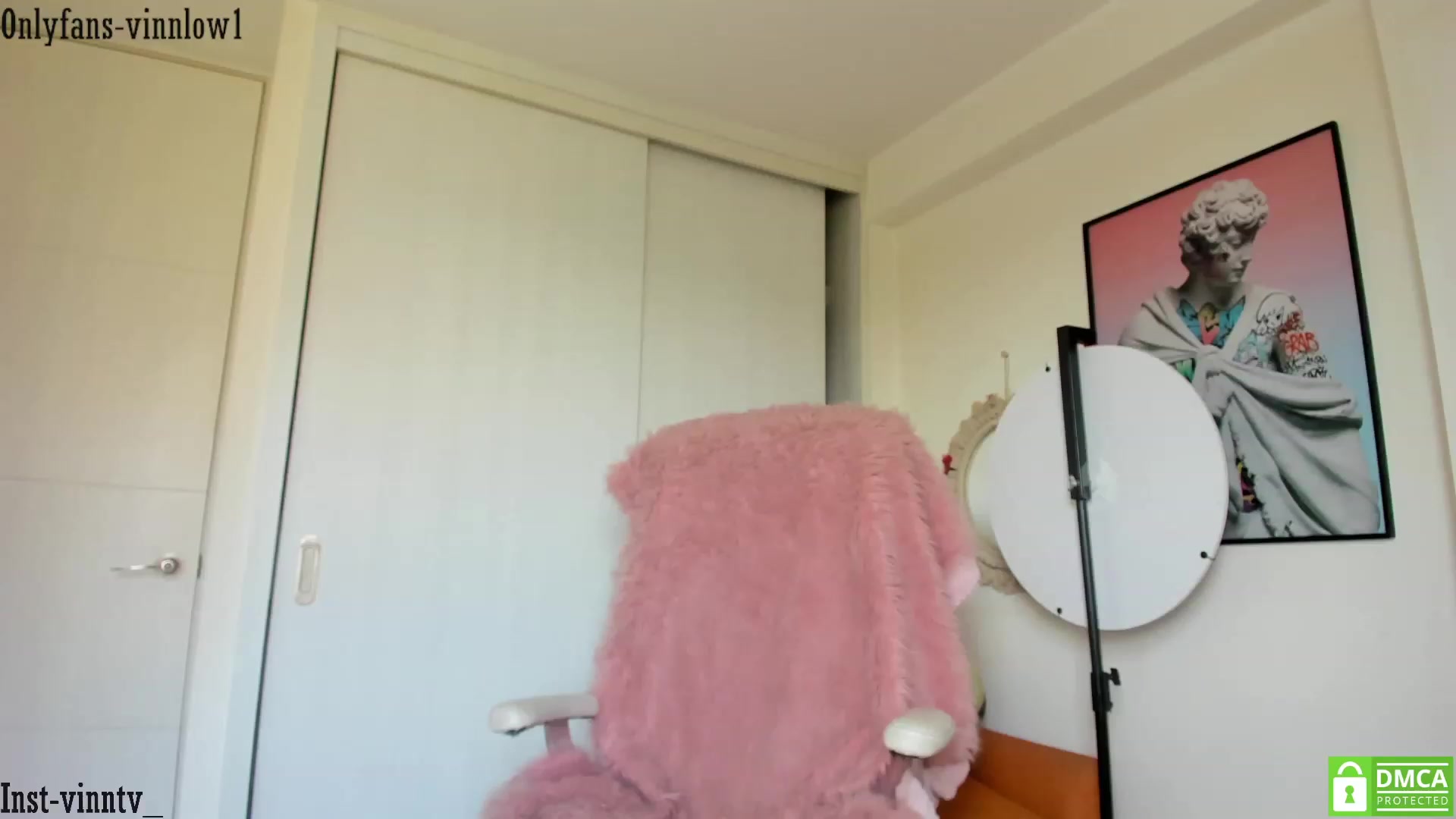 Gallery image thumbnail from Vinnlow's myfreecams stream on, 04/28/2023, 14:08 image 4 of 20
