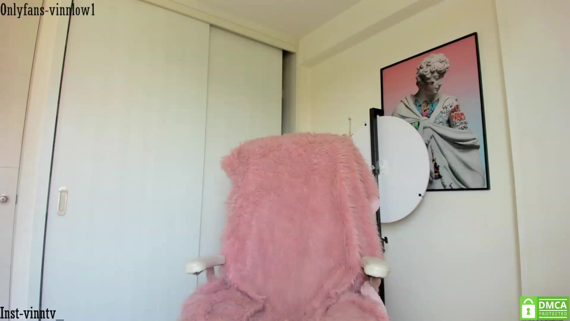 Gallery image thumbnail from Vinnlow's myfreecams stream on, 04/28/2023, 14:08 image 18 of 20