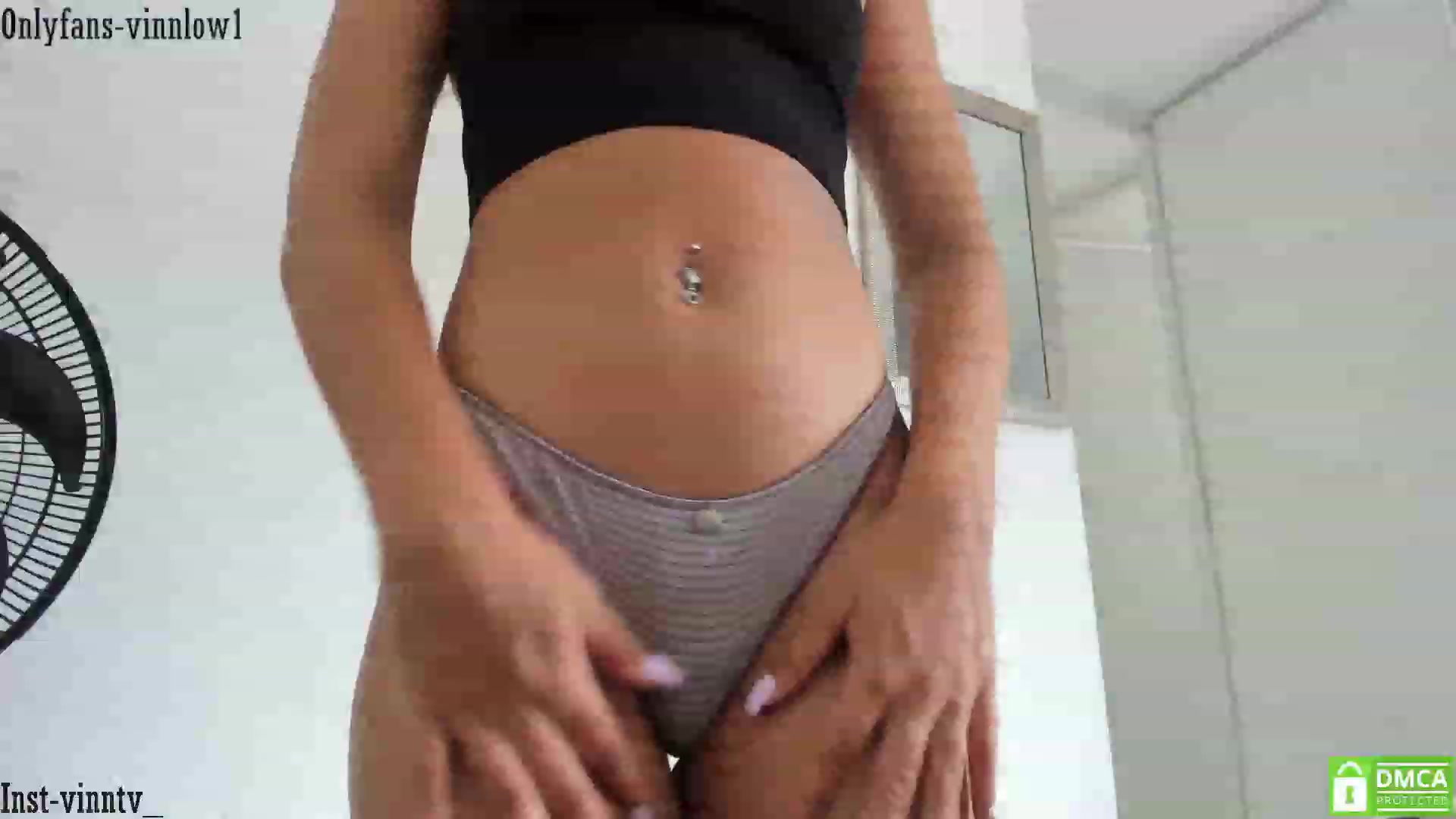 Gallery image thumbnail from Vinnlow's myfreecams stream on, 05/17/2023, 16:43 image 4 of 20