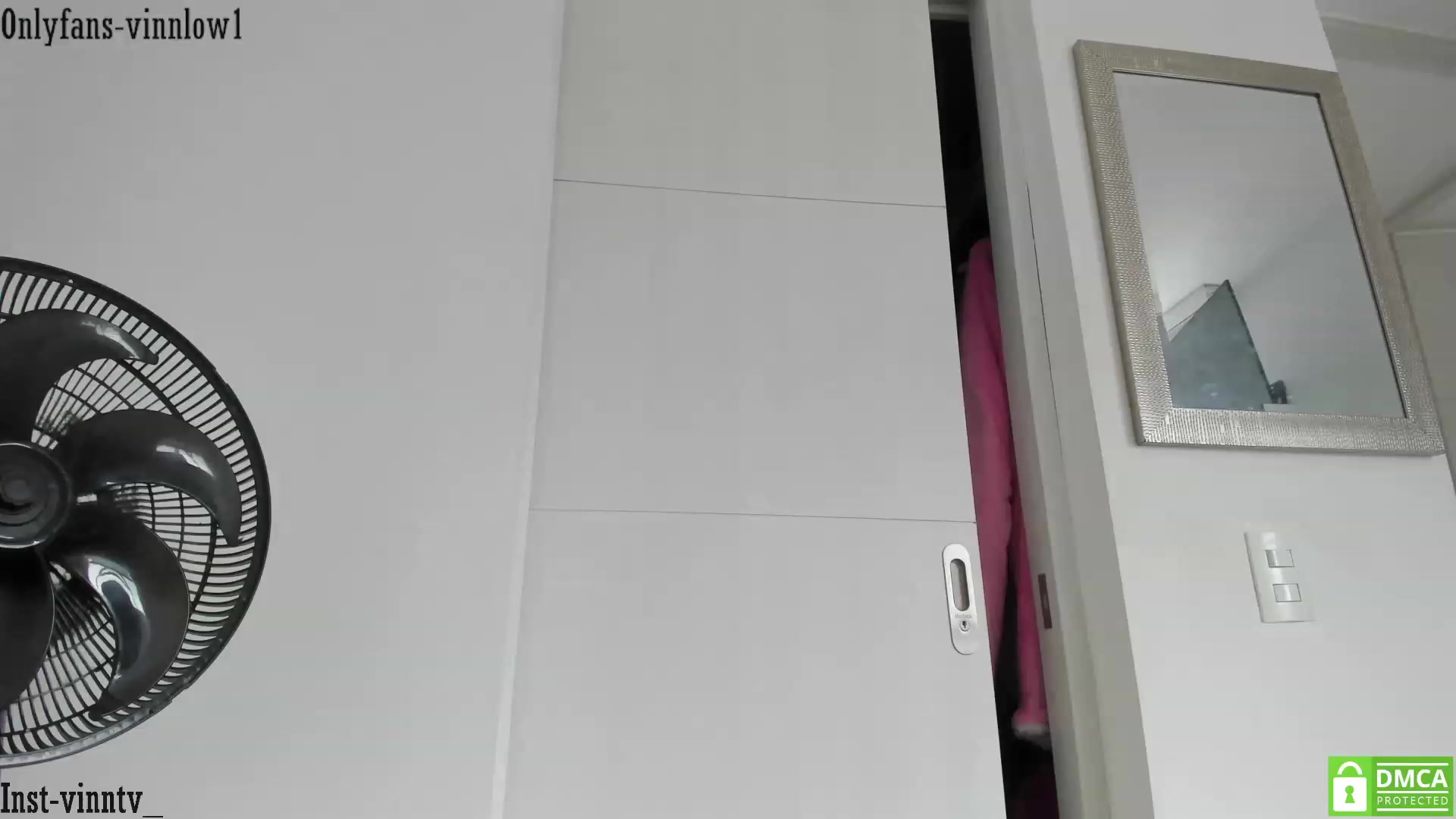 Gallery image thumbnail from Vinnlow's myfreecams stream on, 06/01/2023, 15:44 image 16 of 20