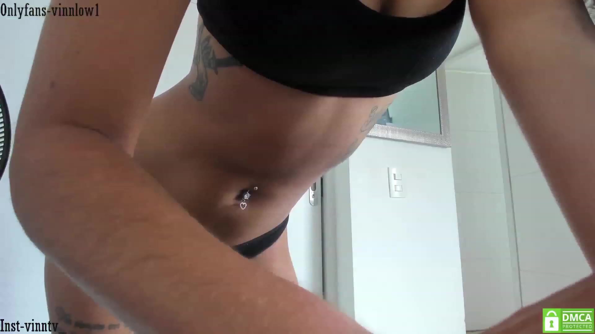 Gallery image thumbnail from Vinnlow's myfreecams stream on, 06/01/2023, 16:48 image 12 of 20