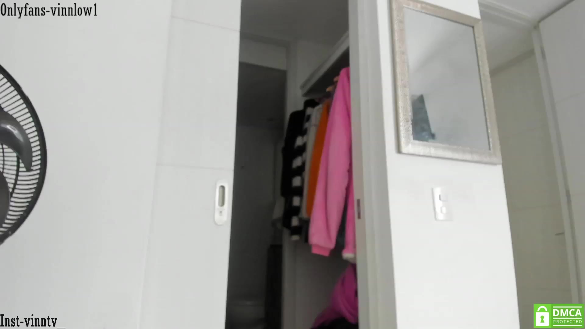 Gallery image thumbnail from Vinnlow's myfreecams stream on, 06/01/2023, 22:51 image 14 of 20