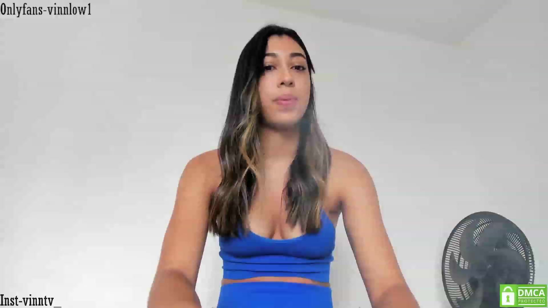 Gallery image thumbnail from Vinnlow's myfreecams stream on, 06/04/2023, 16:48 image 11 of 20